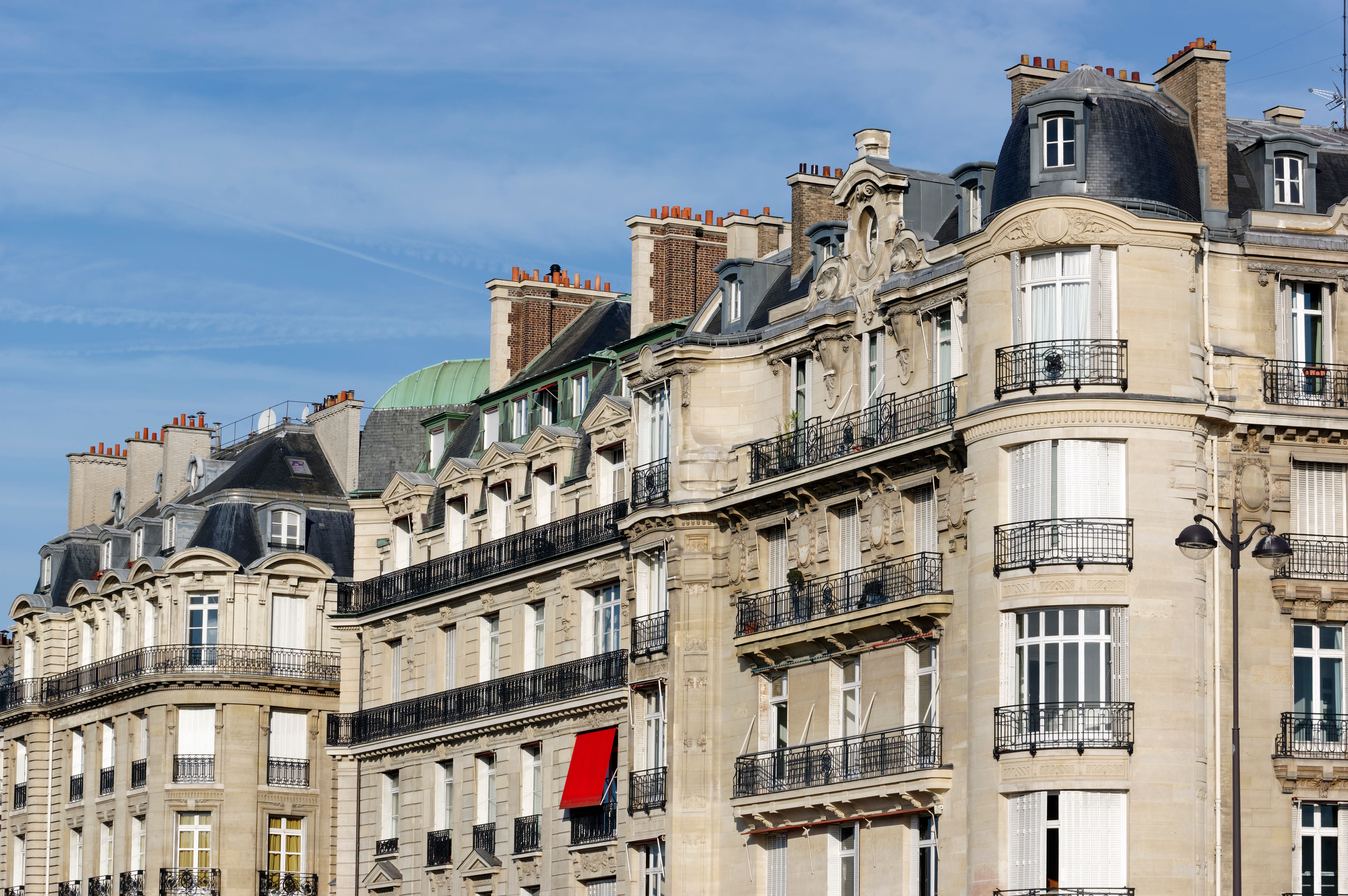 Best time of year for Paris apartment search