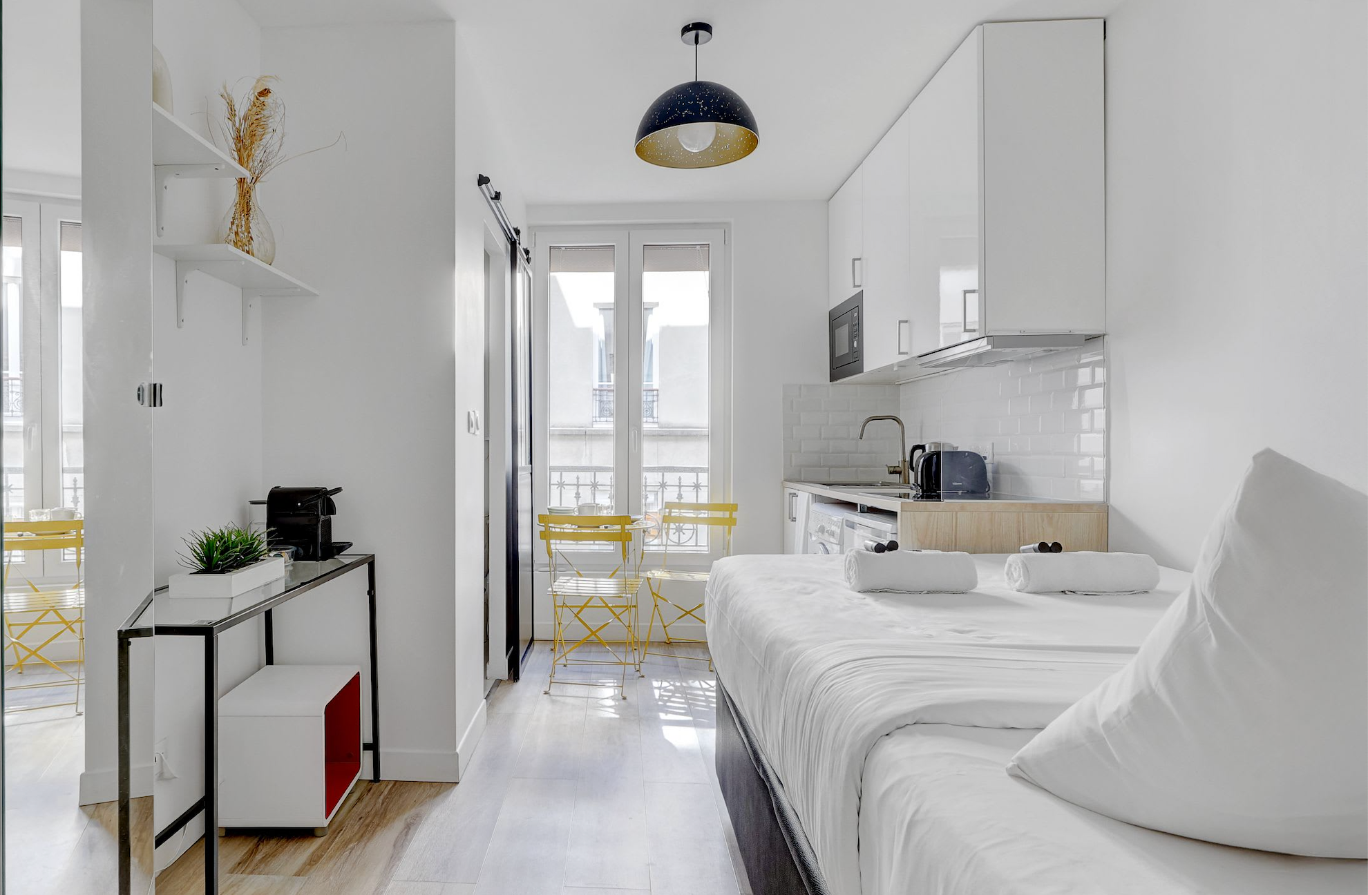 Elegant Montmartre studio on Rue Véron
