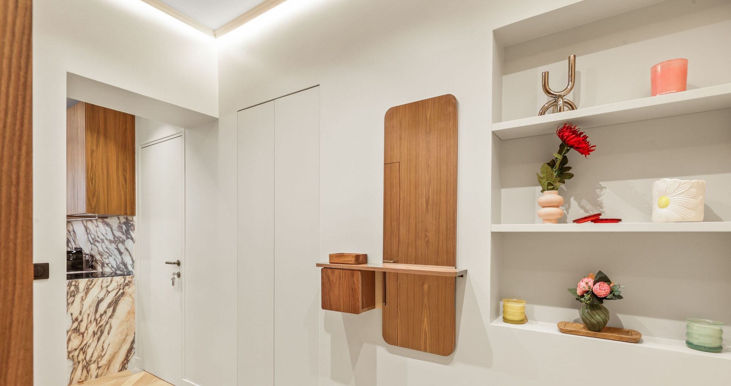 Appartement 2 chambres rénové et lumineux avec séjour à Saint-Germain-des-Prés.