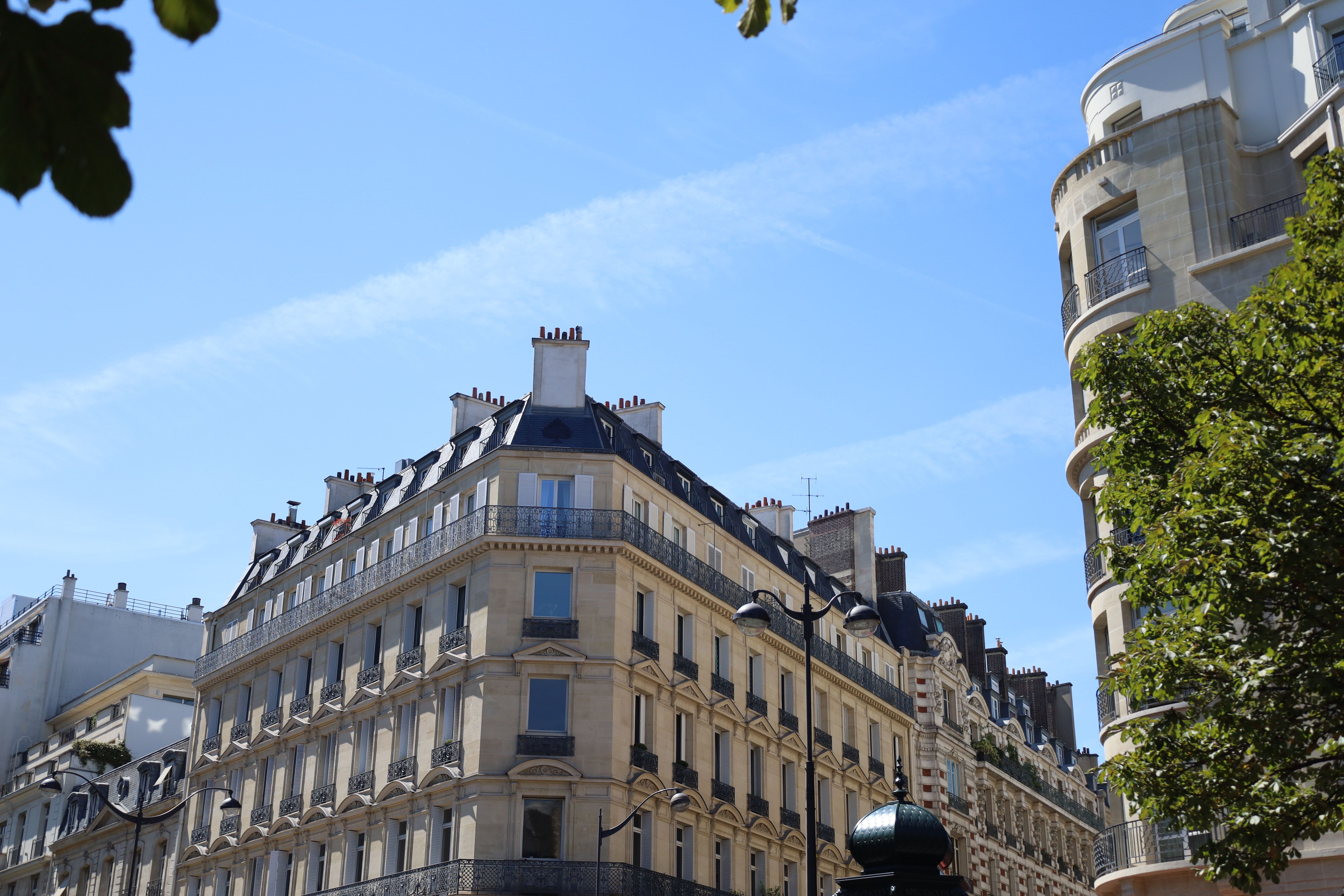 Bilingual schools in Paris 8th for families