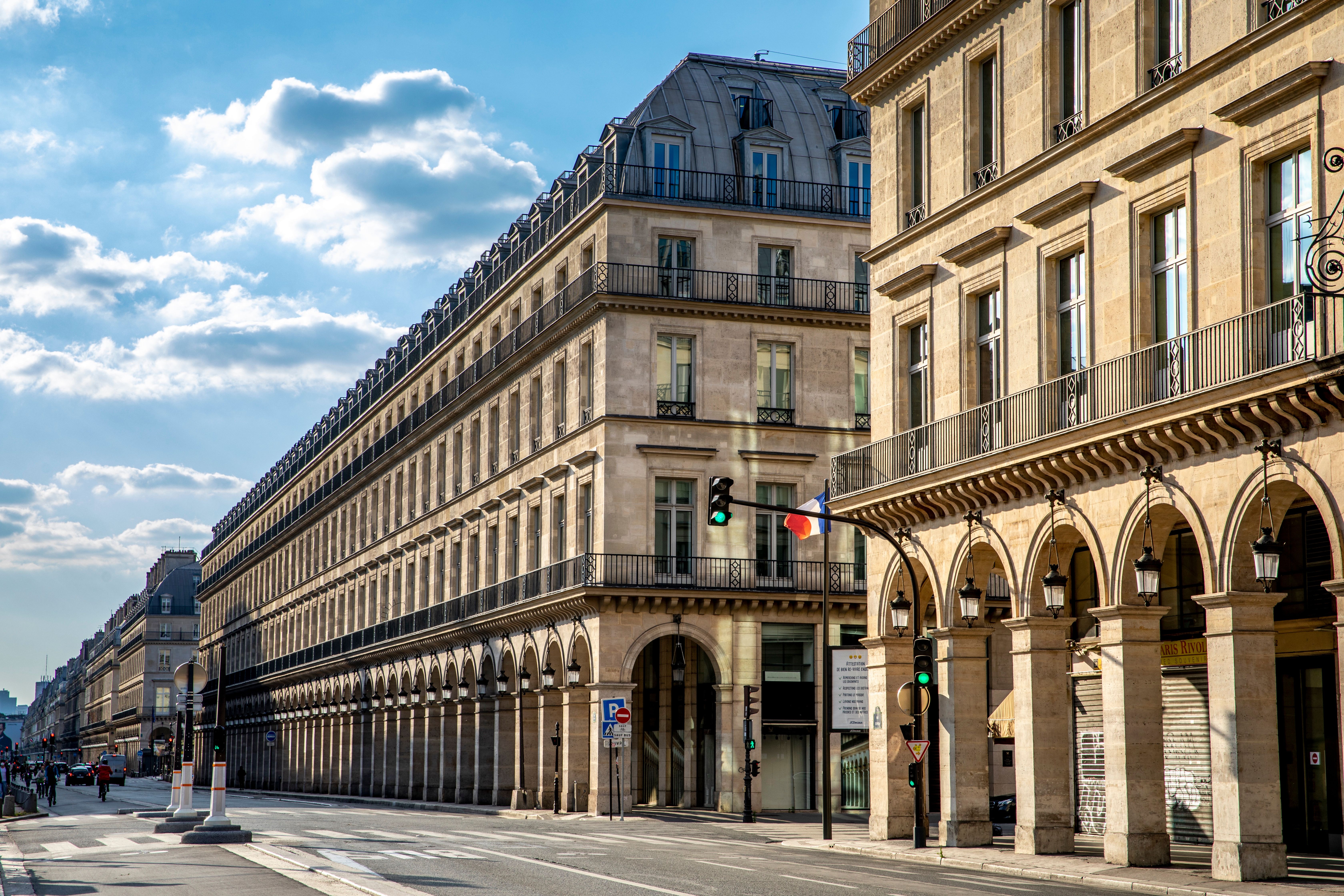 Buying a house at auction in France