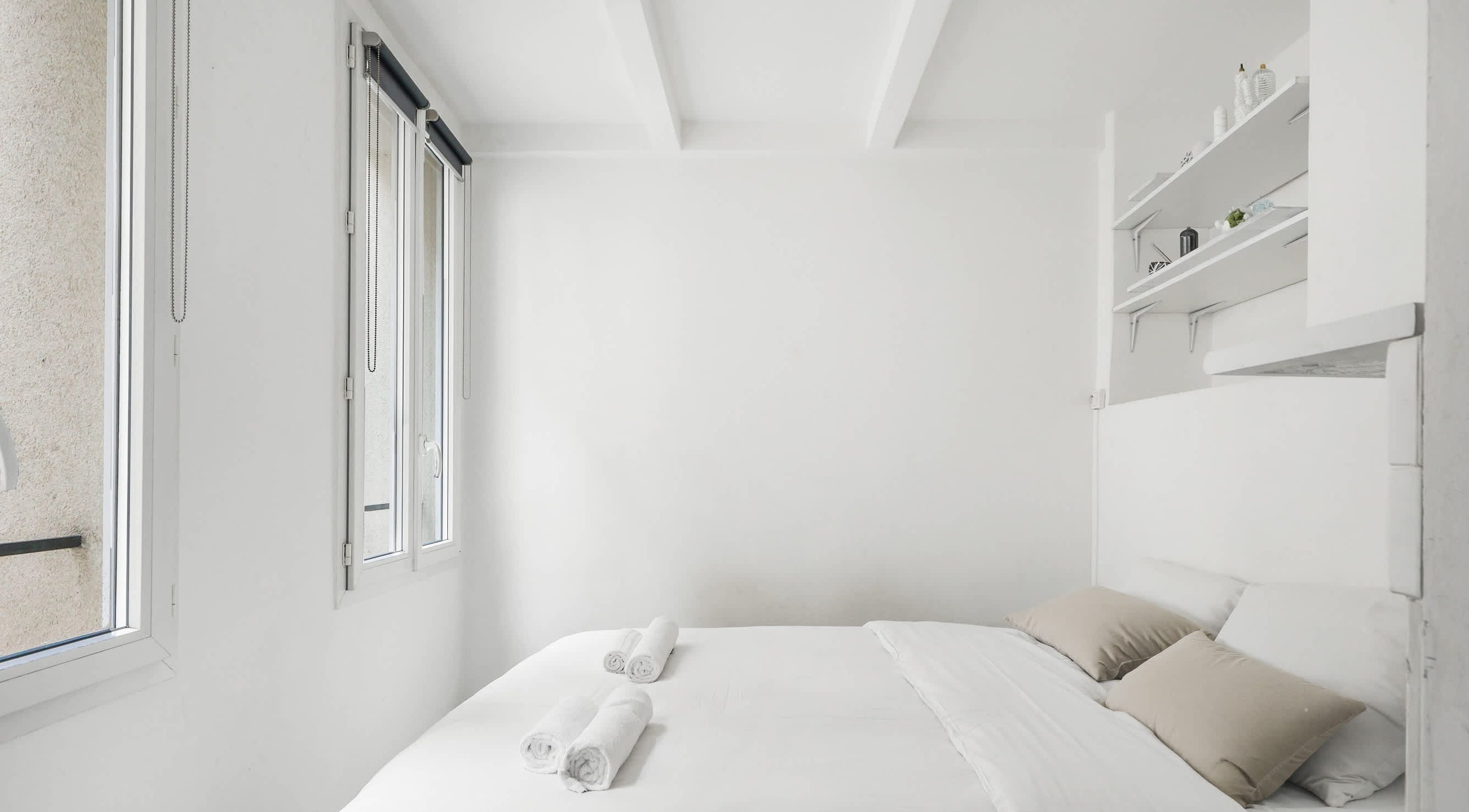 Appartement parisien lumineux et entièrement meublé