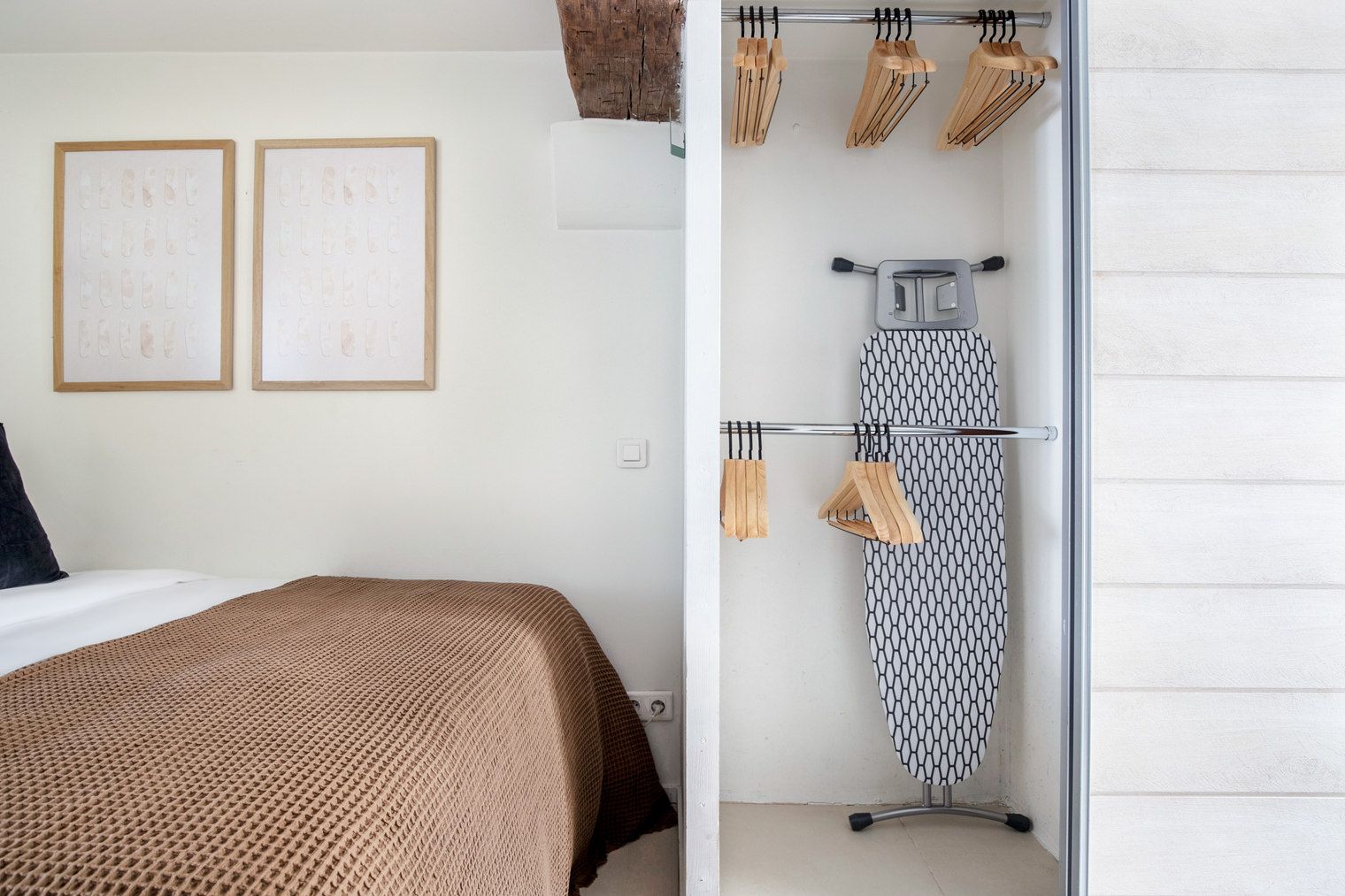 Rue des Petits Carreaux • Chambre