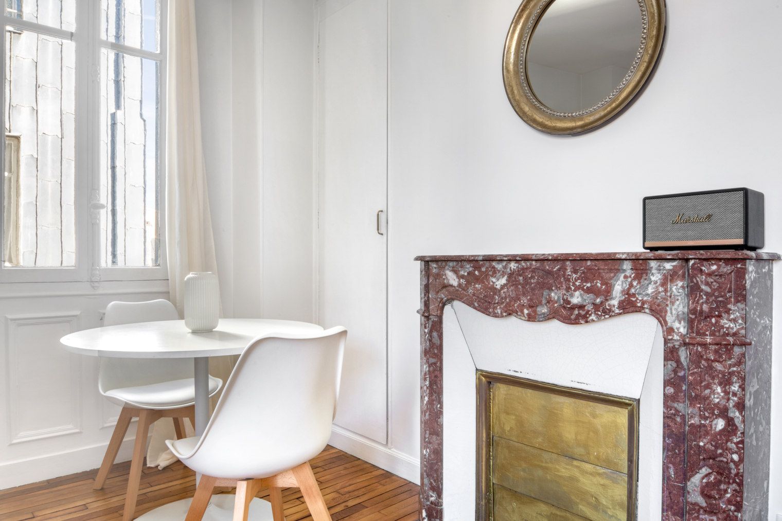 20 rue des Tournelles • Salon