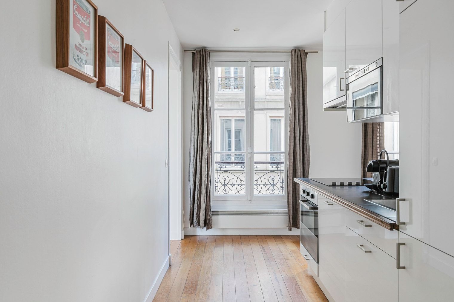 Rue Pastourelle • Cuisine