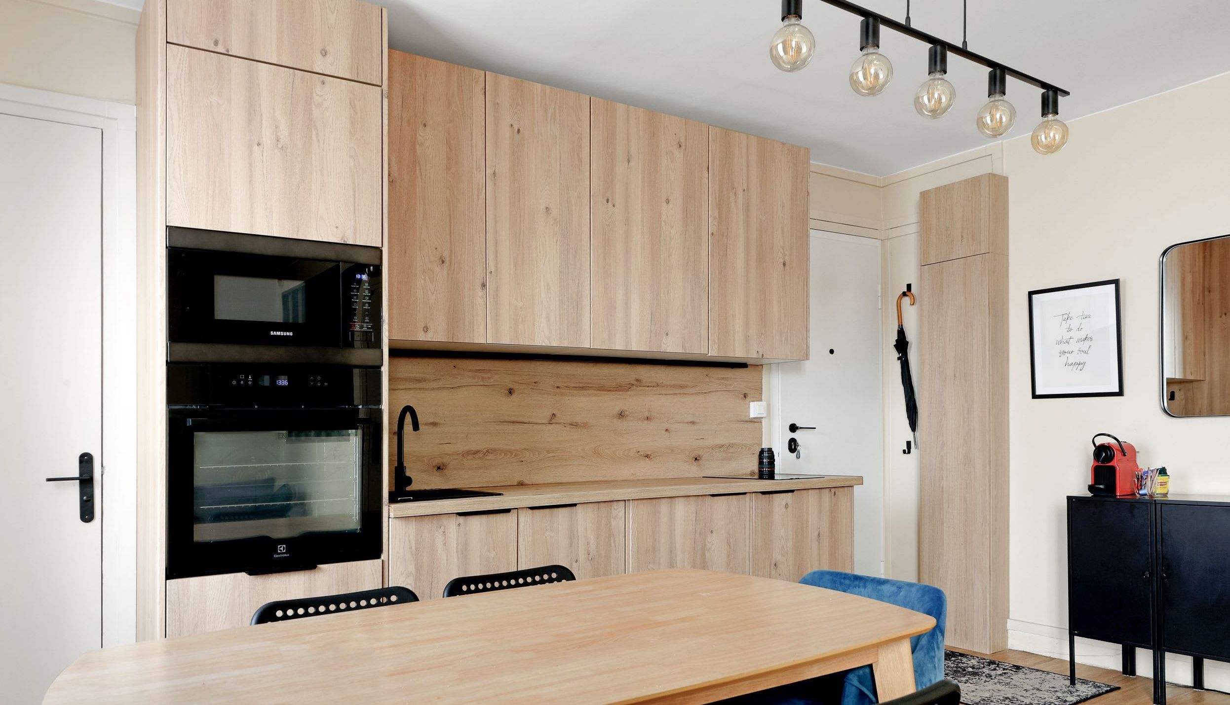 Appartement compact lumineux situé rue Saint-Denis dans le centre de Paris