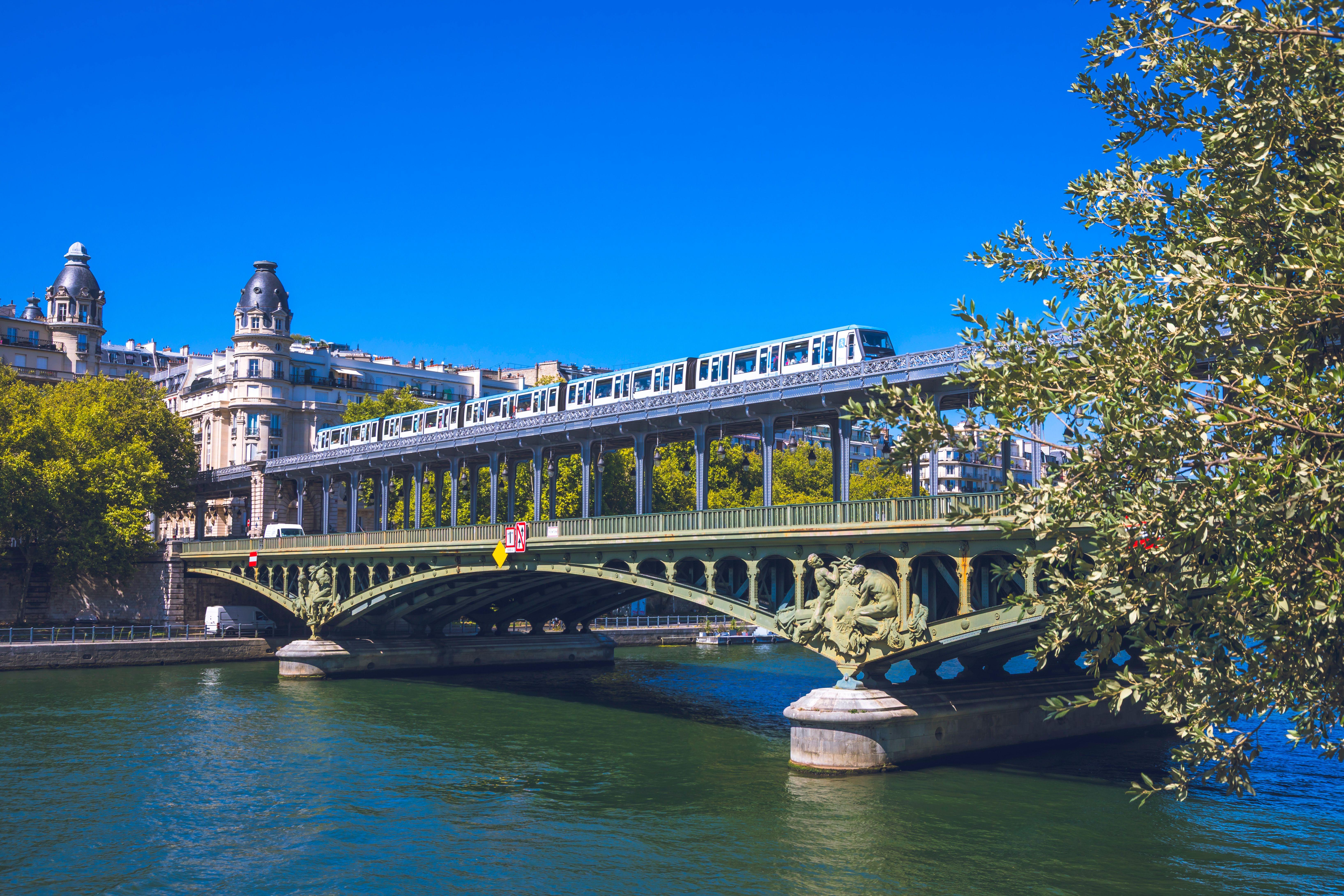 Moving to the south of France planning
