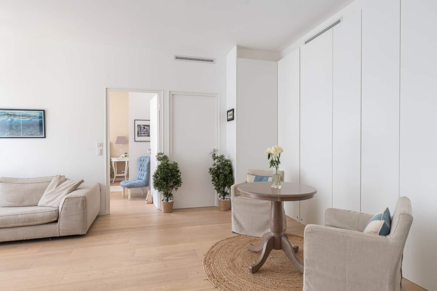 Avenue Henri Martin • Salon