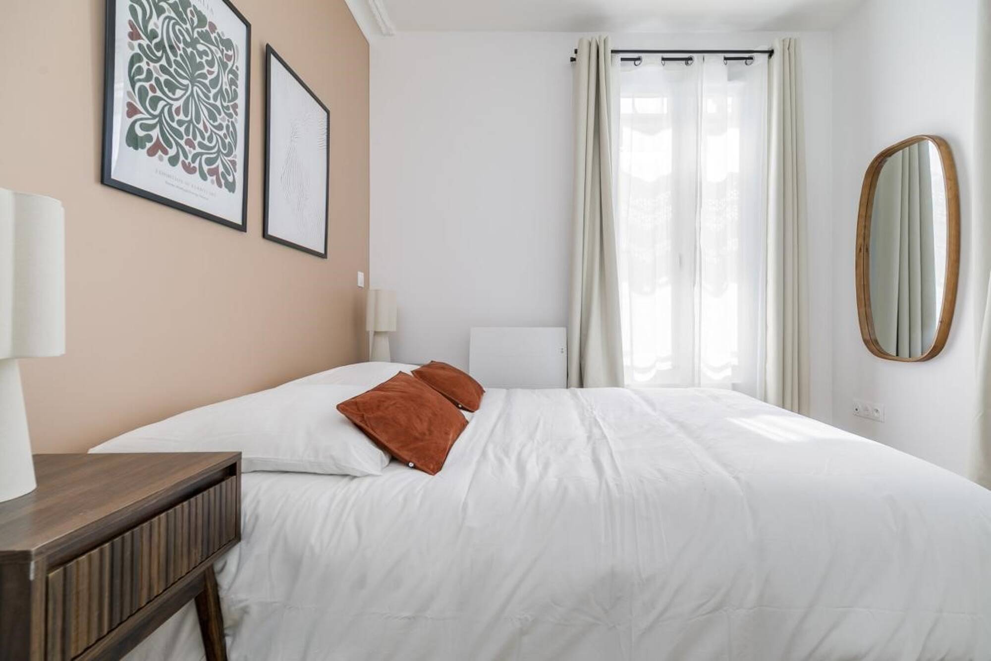 Rue Bobillot • Chambre