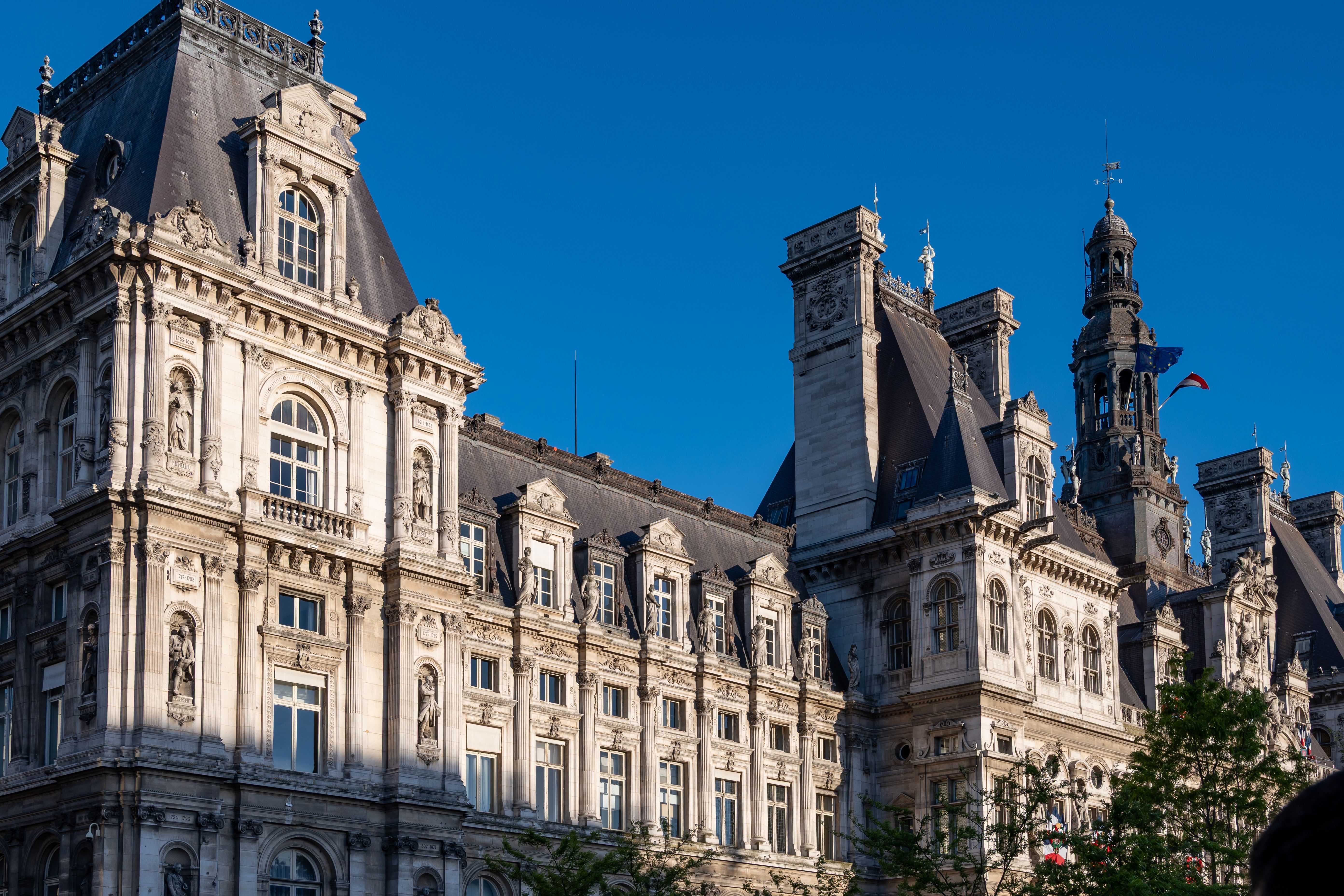Managed Paris rental after an auction purchase