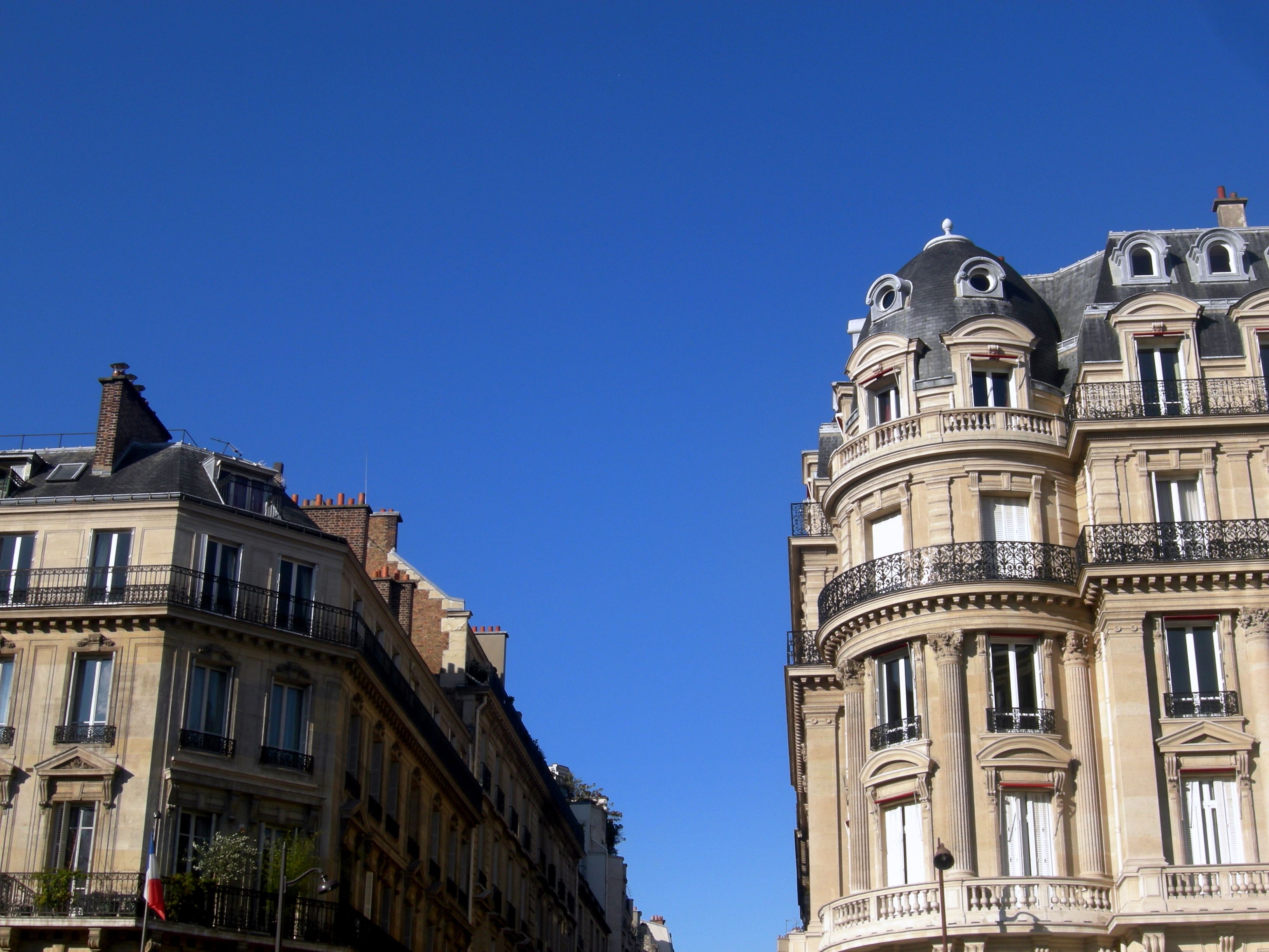 Où attendre la fin de la pluie à Paris