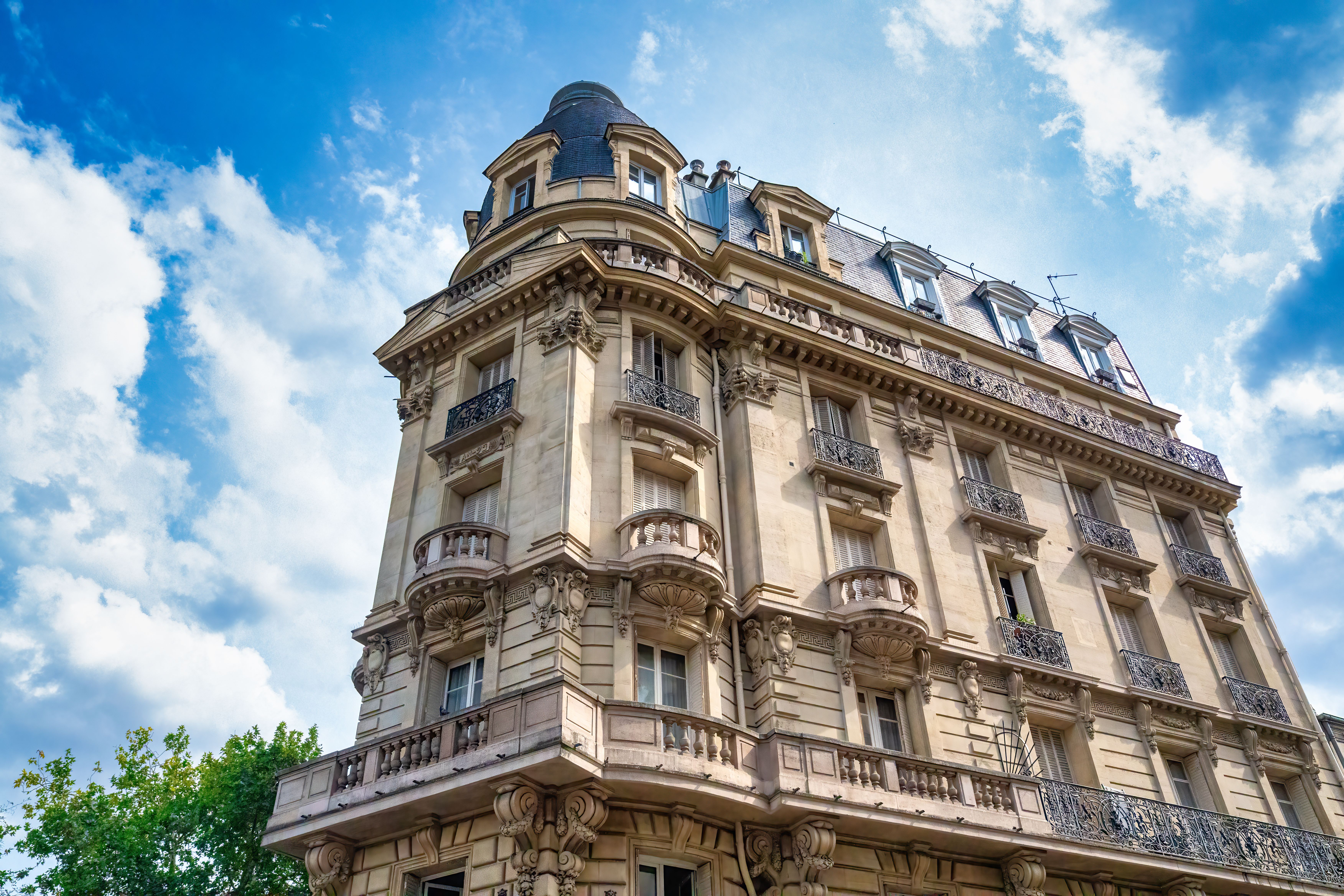 Three Types of Property Auctions in France