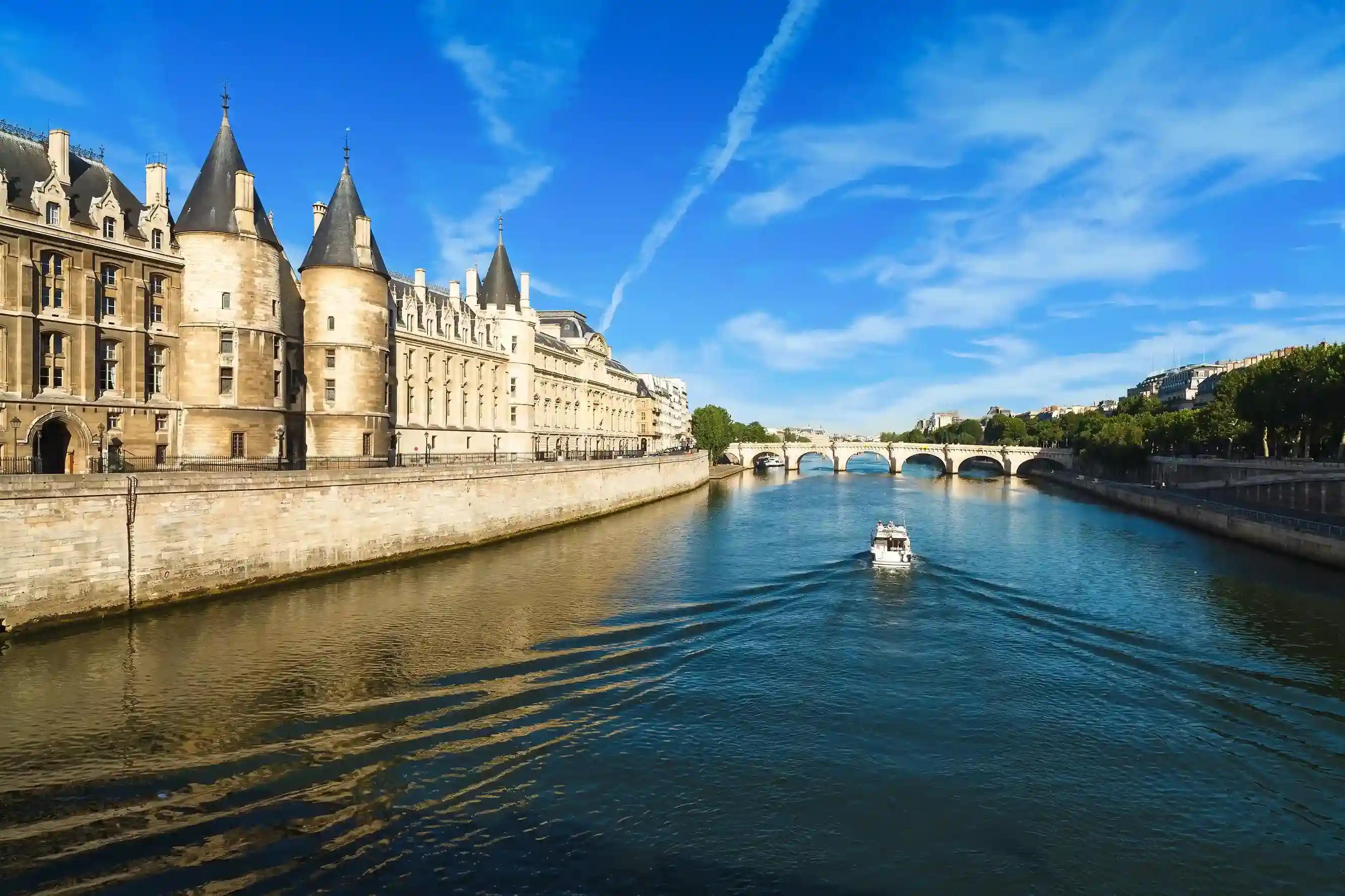 Rive Gauche ou Rive Droite : où vivre à Paris en 2026 ?