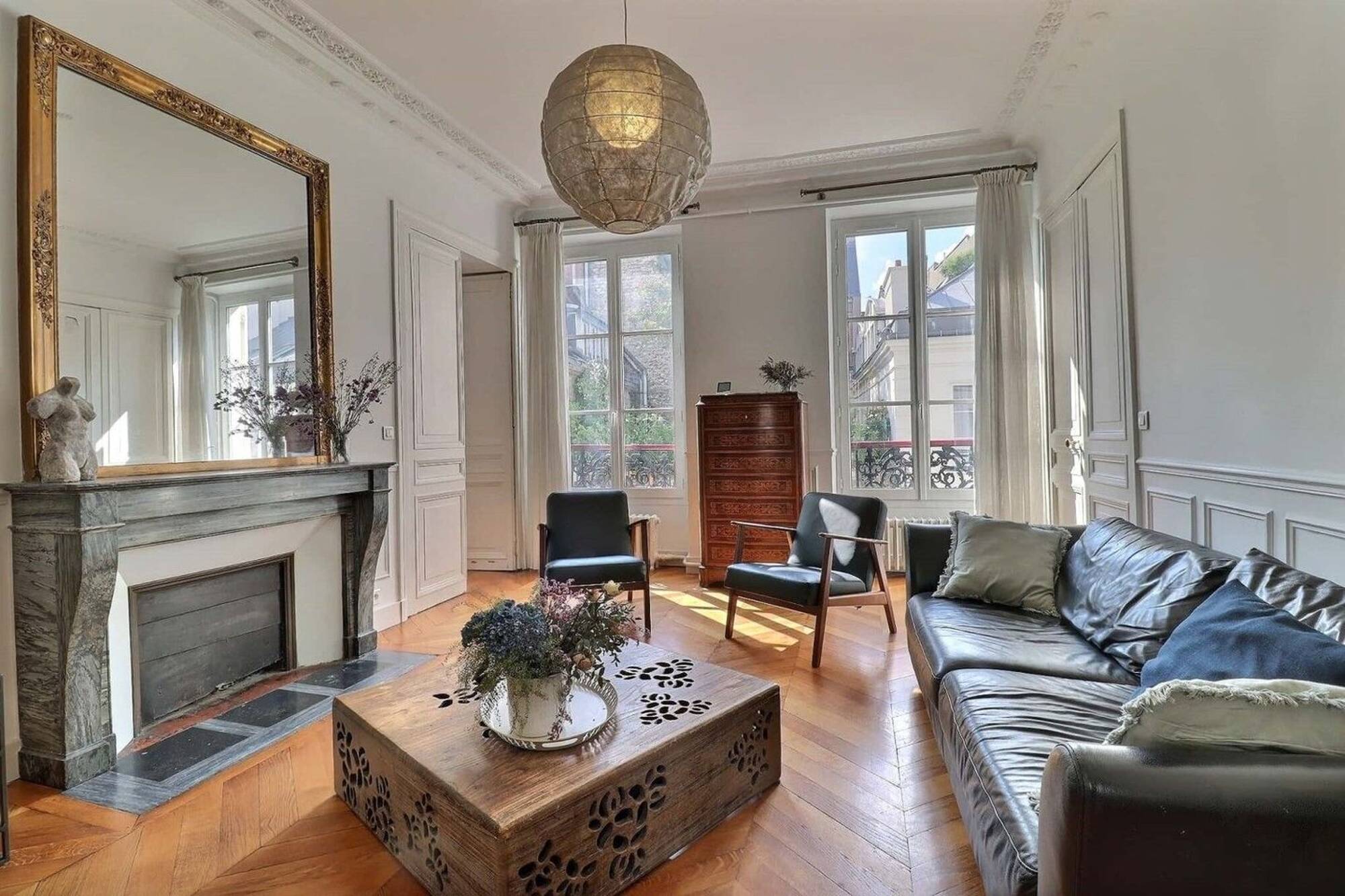 Rue de Bourgogne • Salon