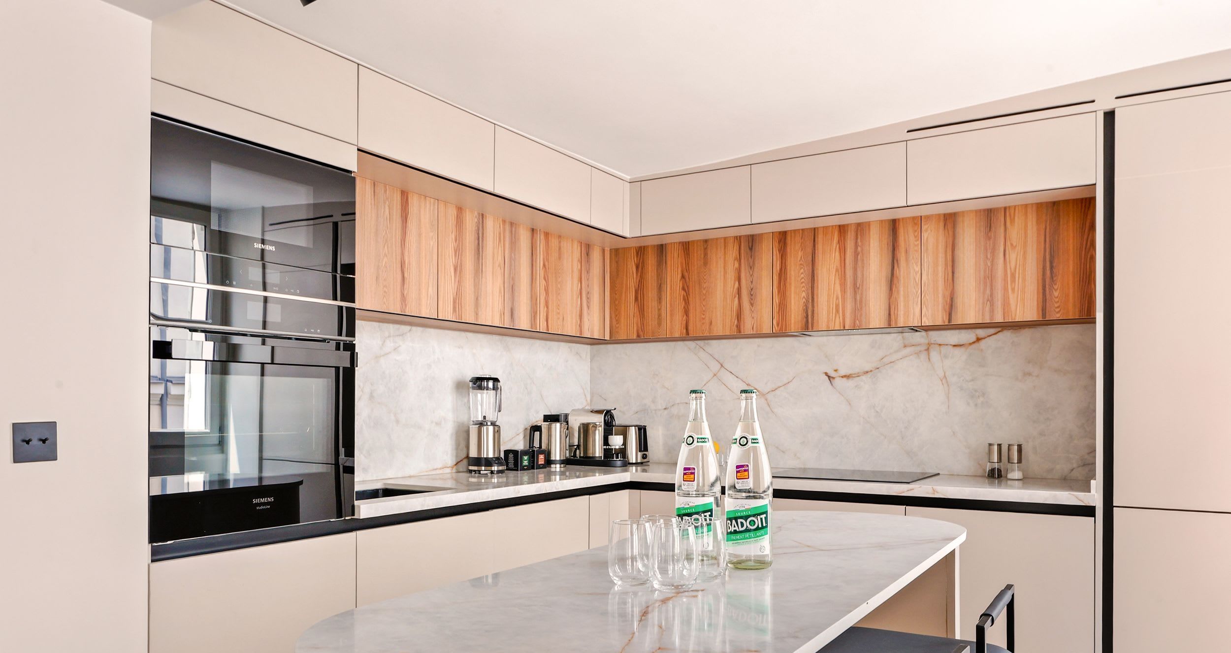 Appartement deux chambres rénové quai Malaquais, Saint-Germain, Paris 6e