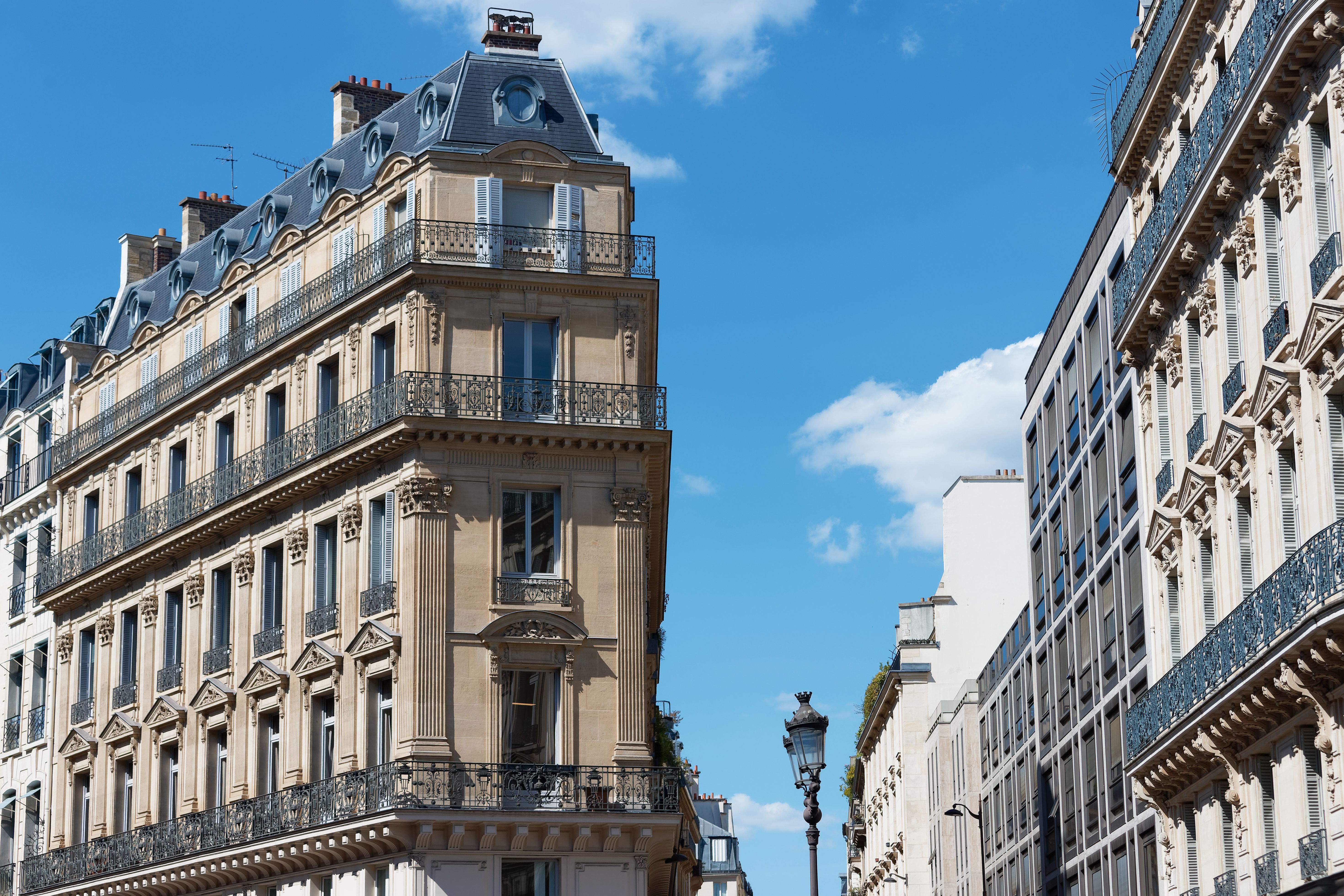 Règles douanières pour le mobilier en France
