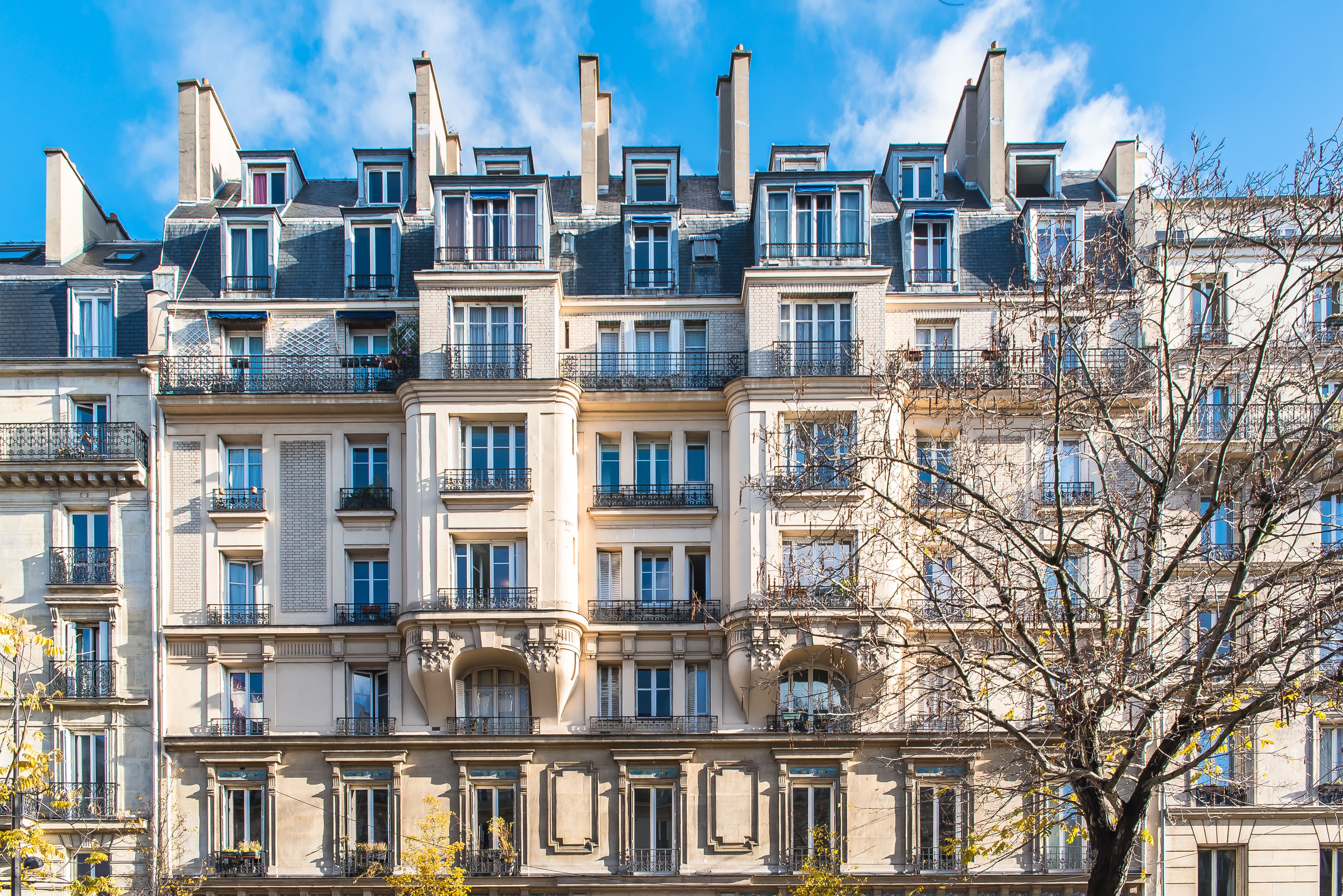  Appartement meublé Paris avec balcon