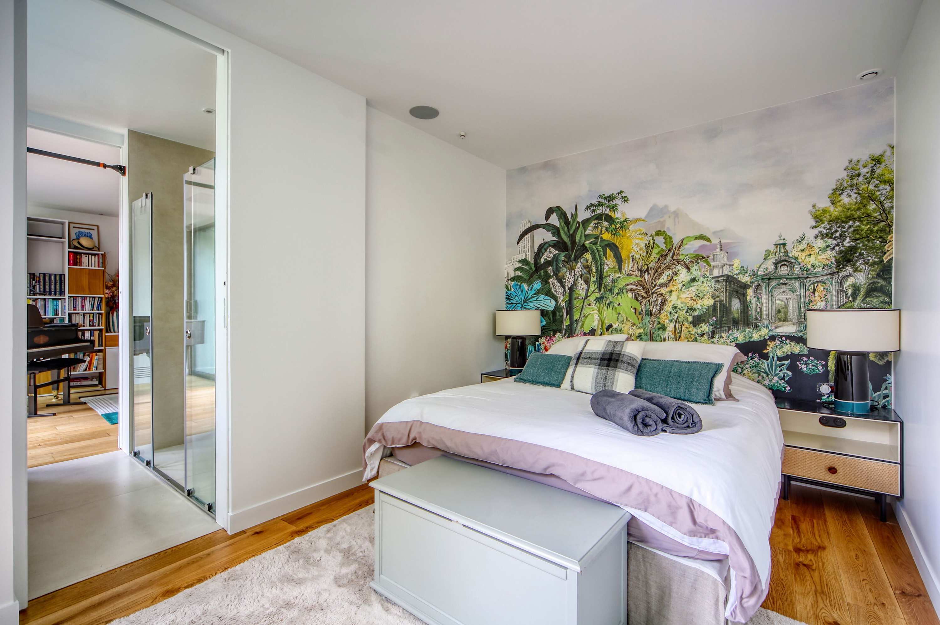 Chambre 1 avec lit queen-size