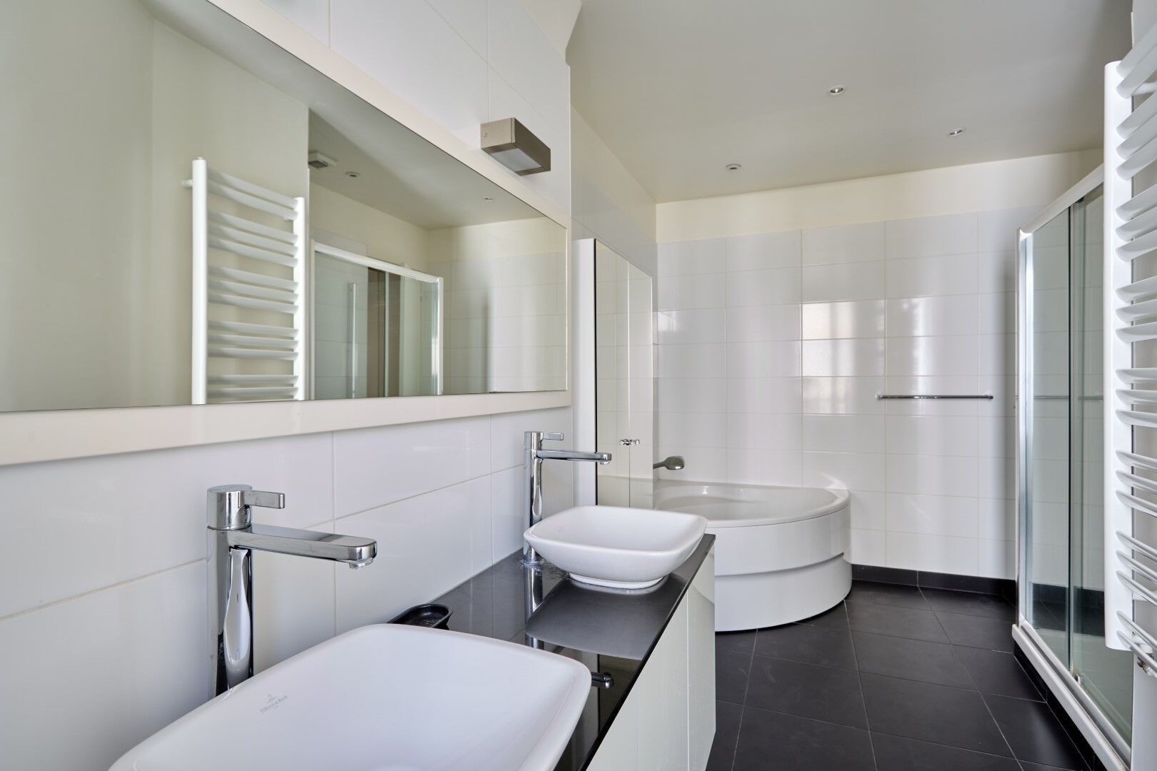 Saint Philippe du Roule • Salle de bain