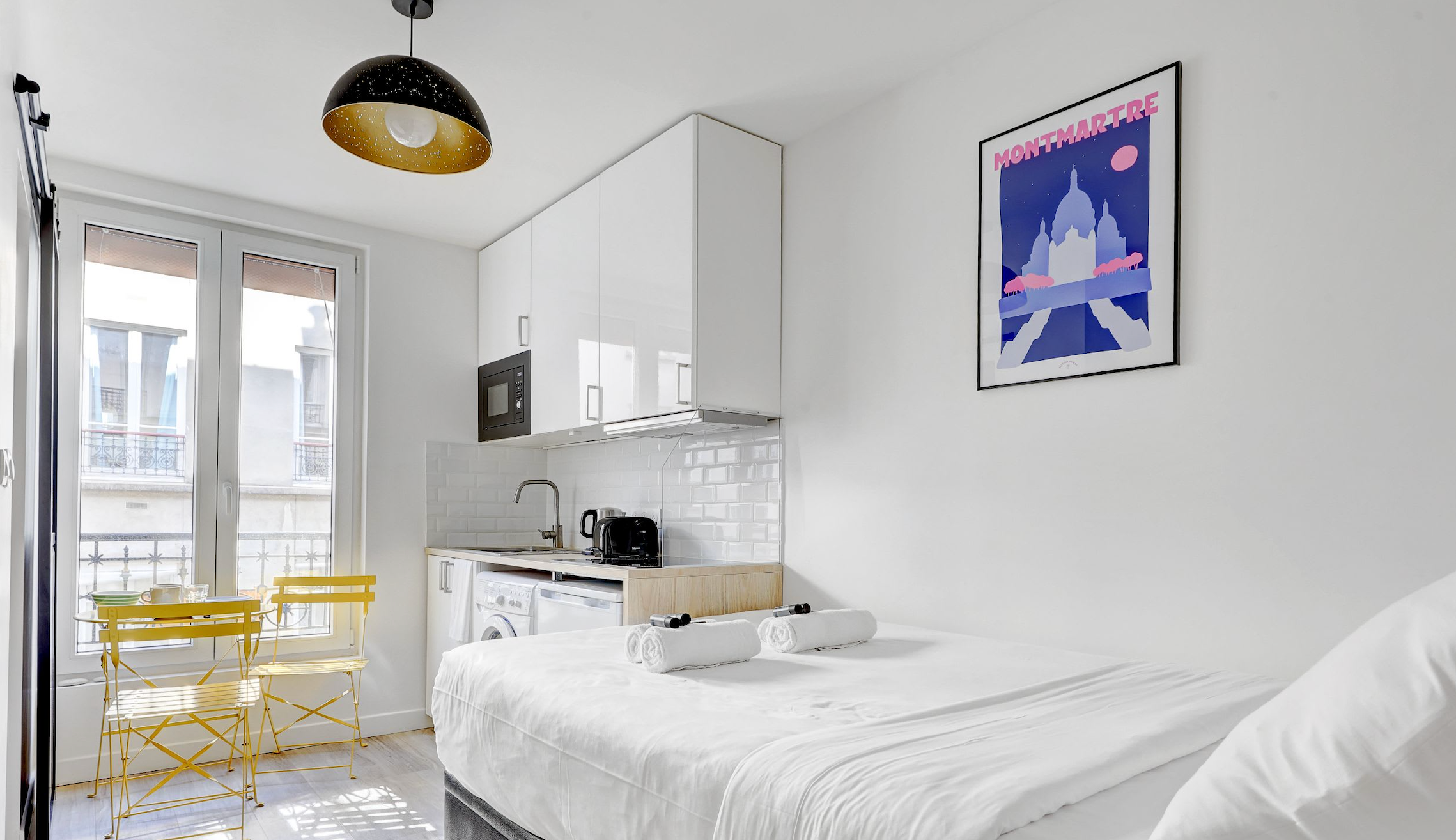 Elegant Montmartre studio on Rue Véron