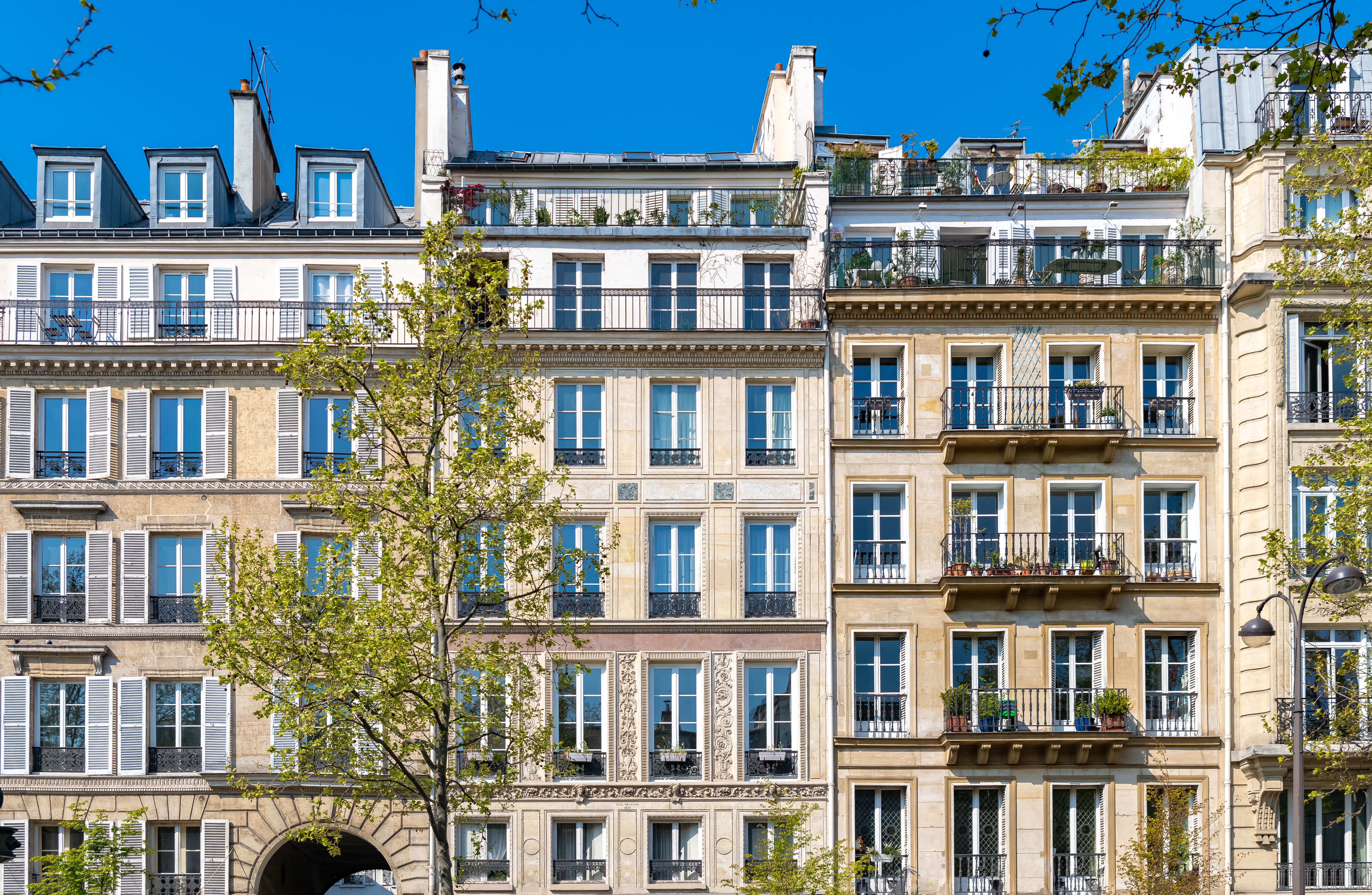 Relocation support for furnished apartment in Paris