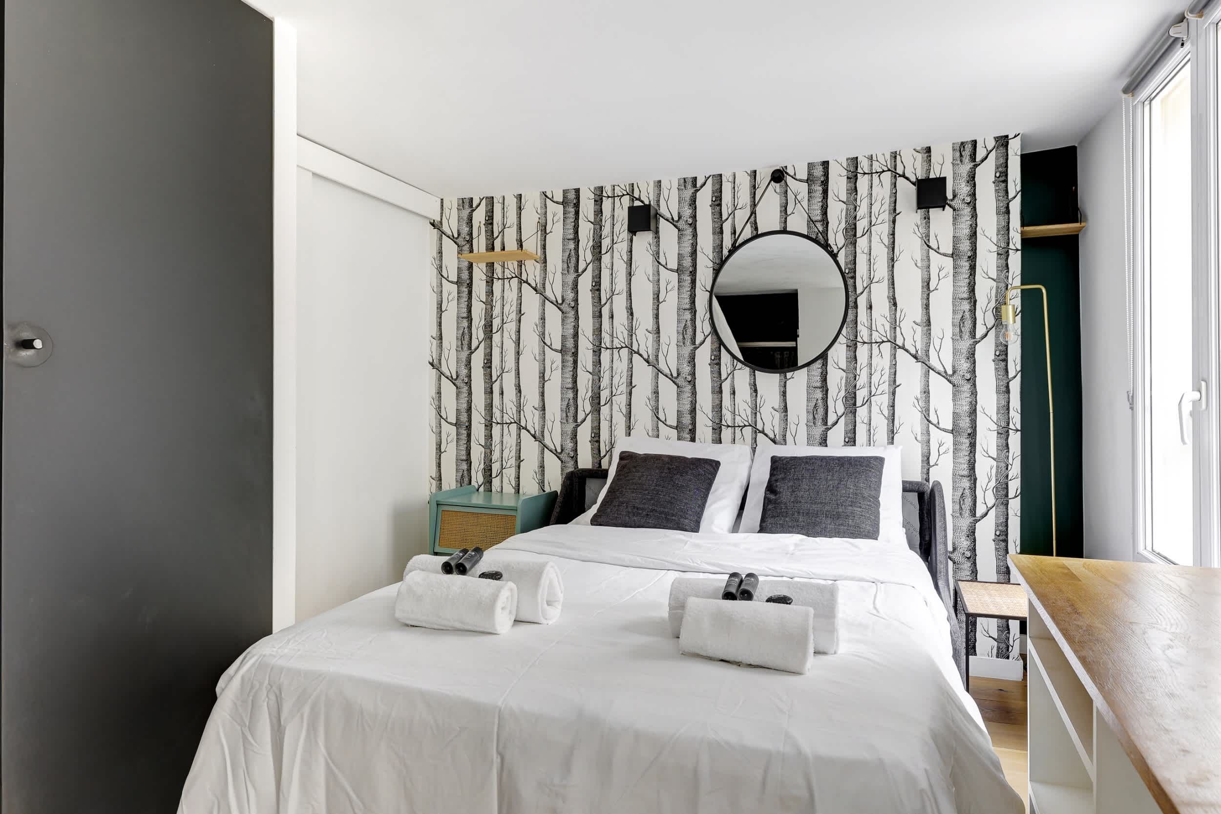 Bright Studio in the Heart of Paris