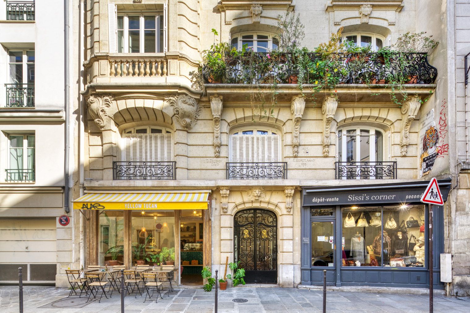 20 rue des Tournelles • Extérieur
