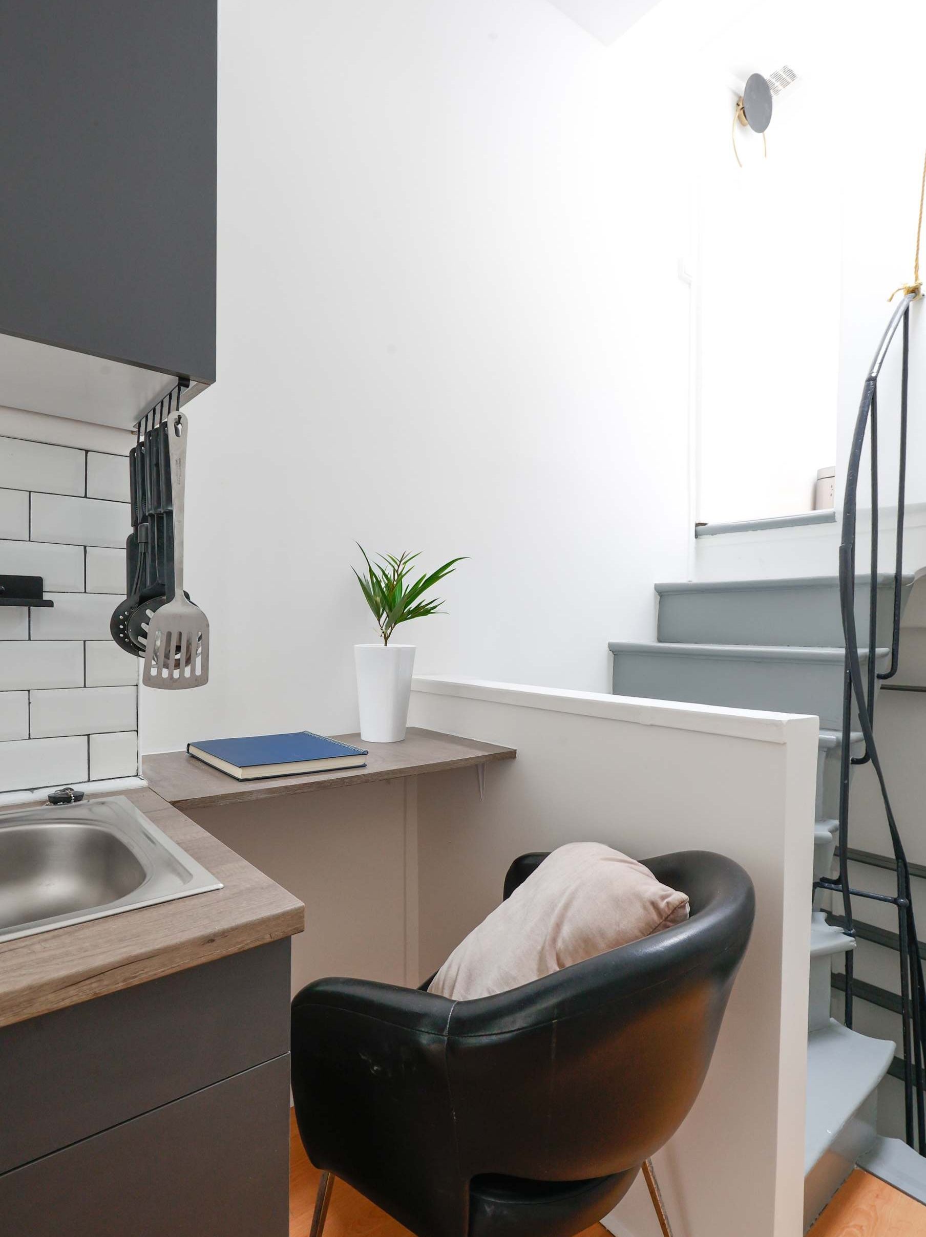 Appartement parisien lumineux et entièrement meublé