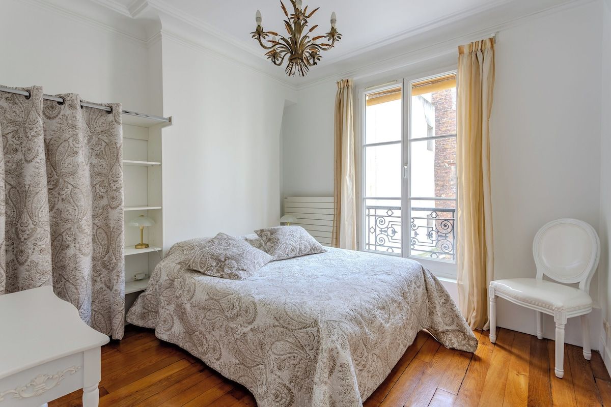 58 boulevard Barbès - Chambre