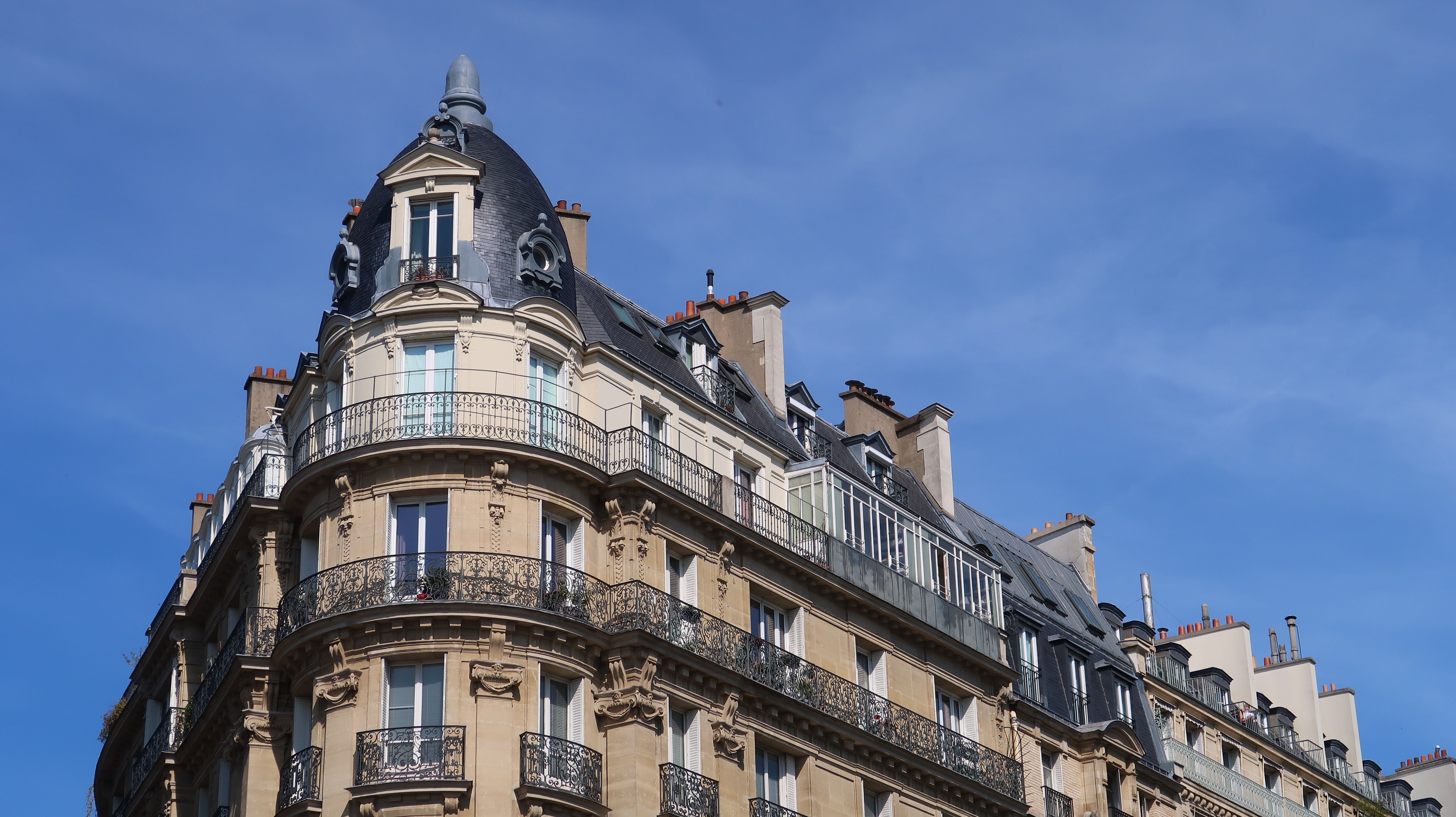 How Relocation in Paris supports your healthcare setup