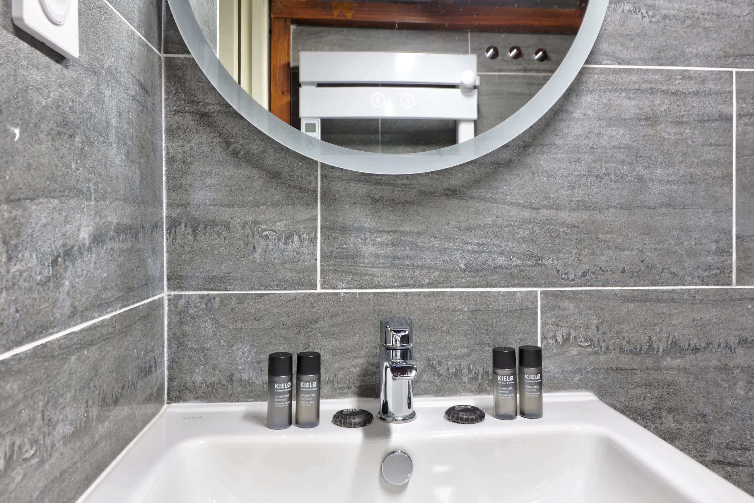Appartement lumineux en duplex à Paris 8e près des Champs-Élysées