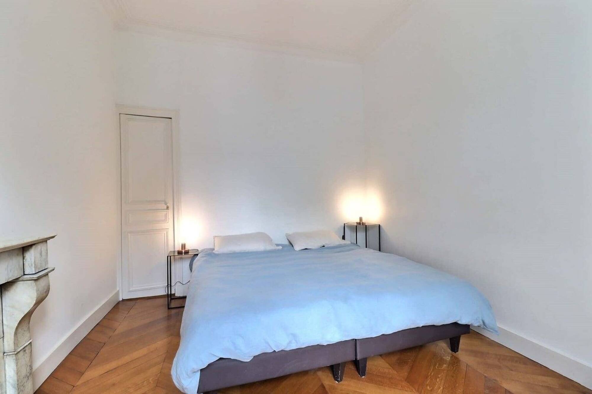Rue de Bourgogne • Chambre