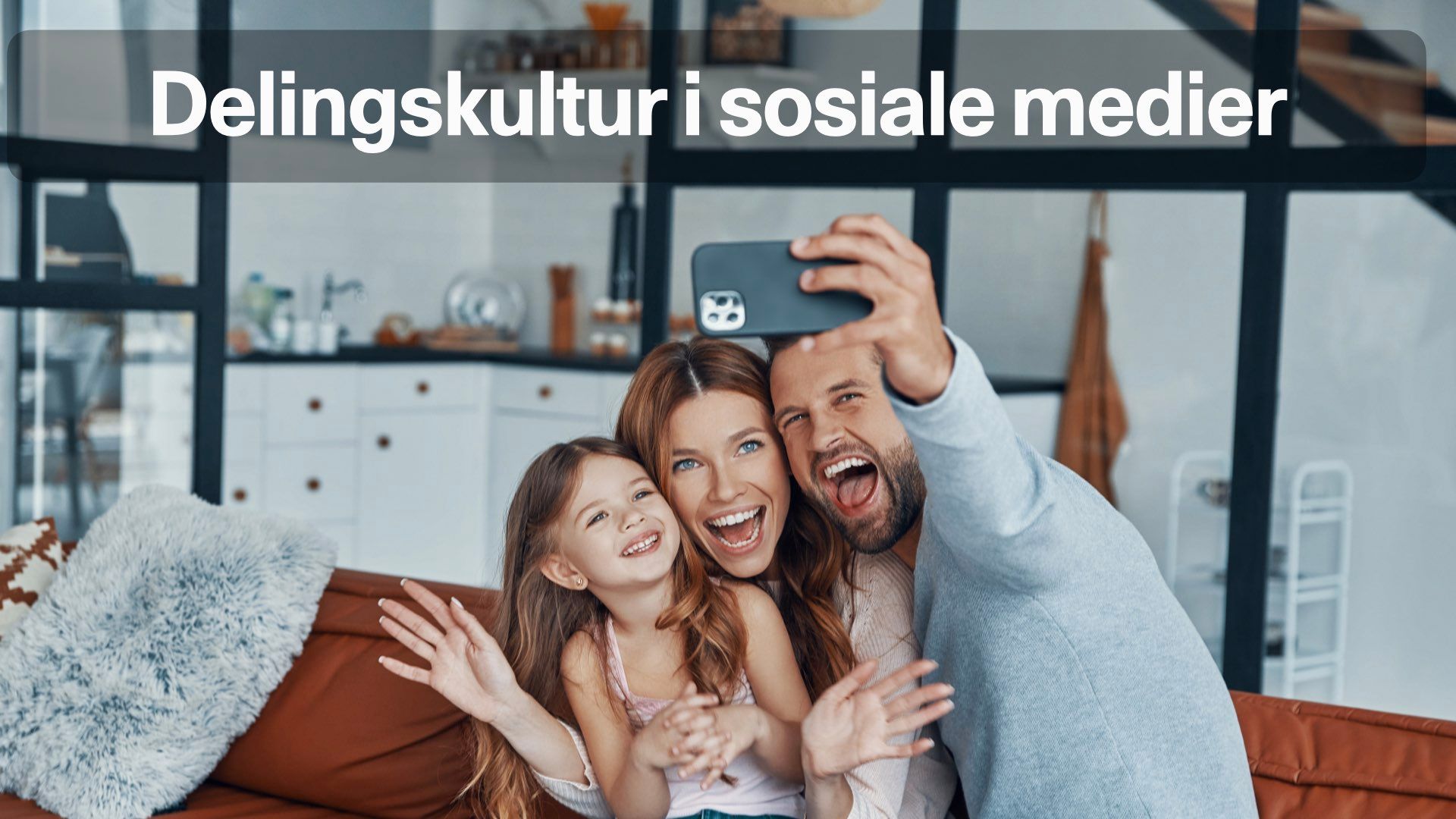 Bilde av familie som tar selfie