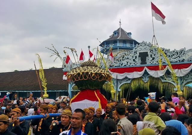Tradisi Unik Di Surakarta Saat Maulid Nabi