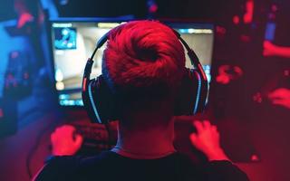 Så väljer du rätt spelplattform – vi guidar dig rätt