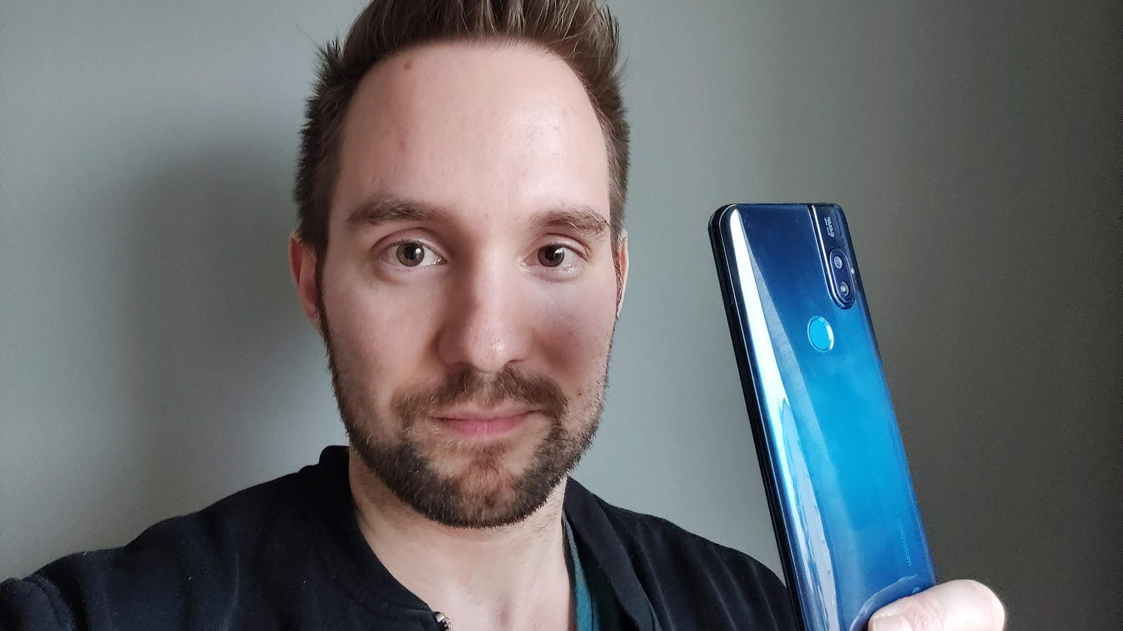 Motorola One Hyper - snygg och prisvärd, men inte felfri