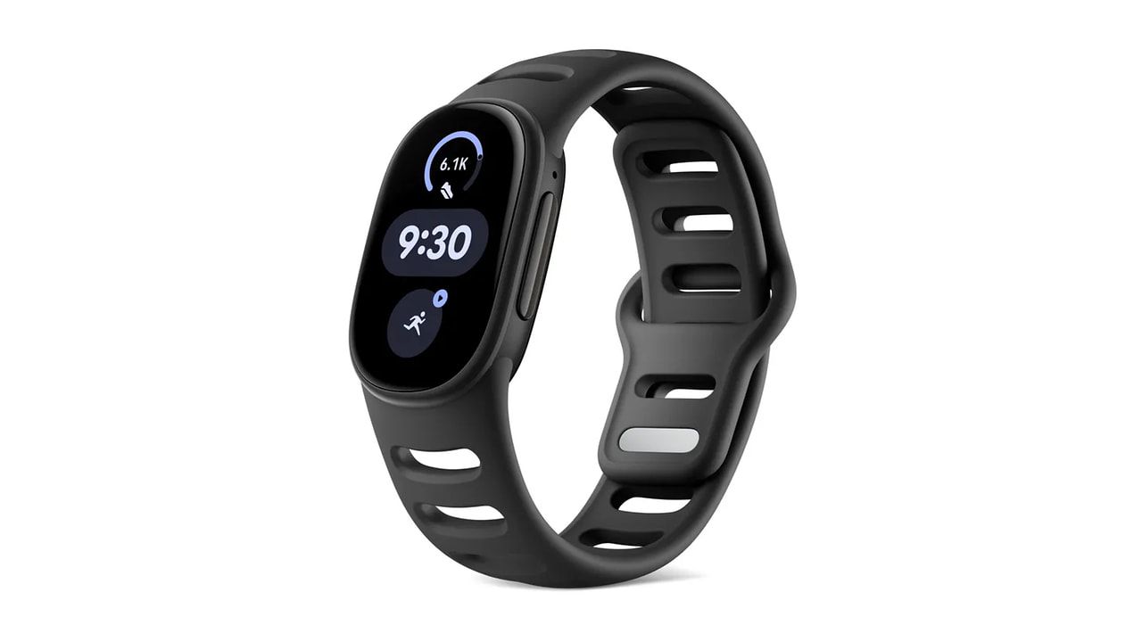 Fitbit Edge kommer i flera färger, bland annat svart.