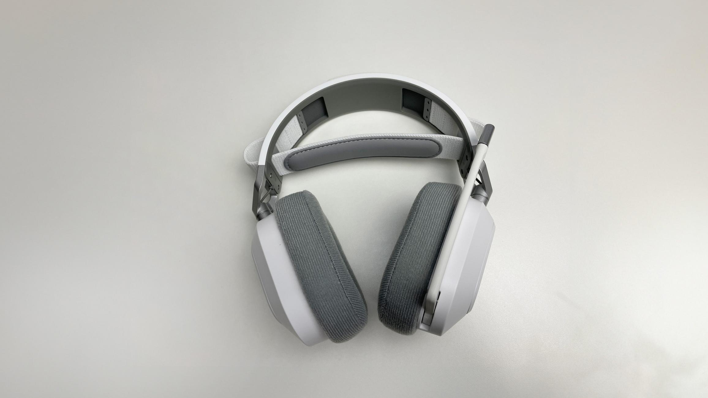 Corsair HS80 MAX
