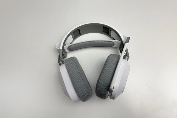 Corsair HS80 MAX