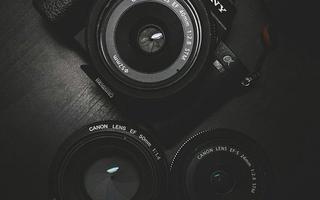 Bästa tillbehören till systemkameran