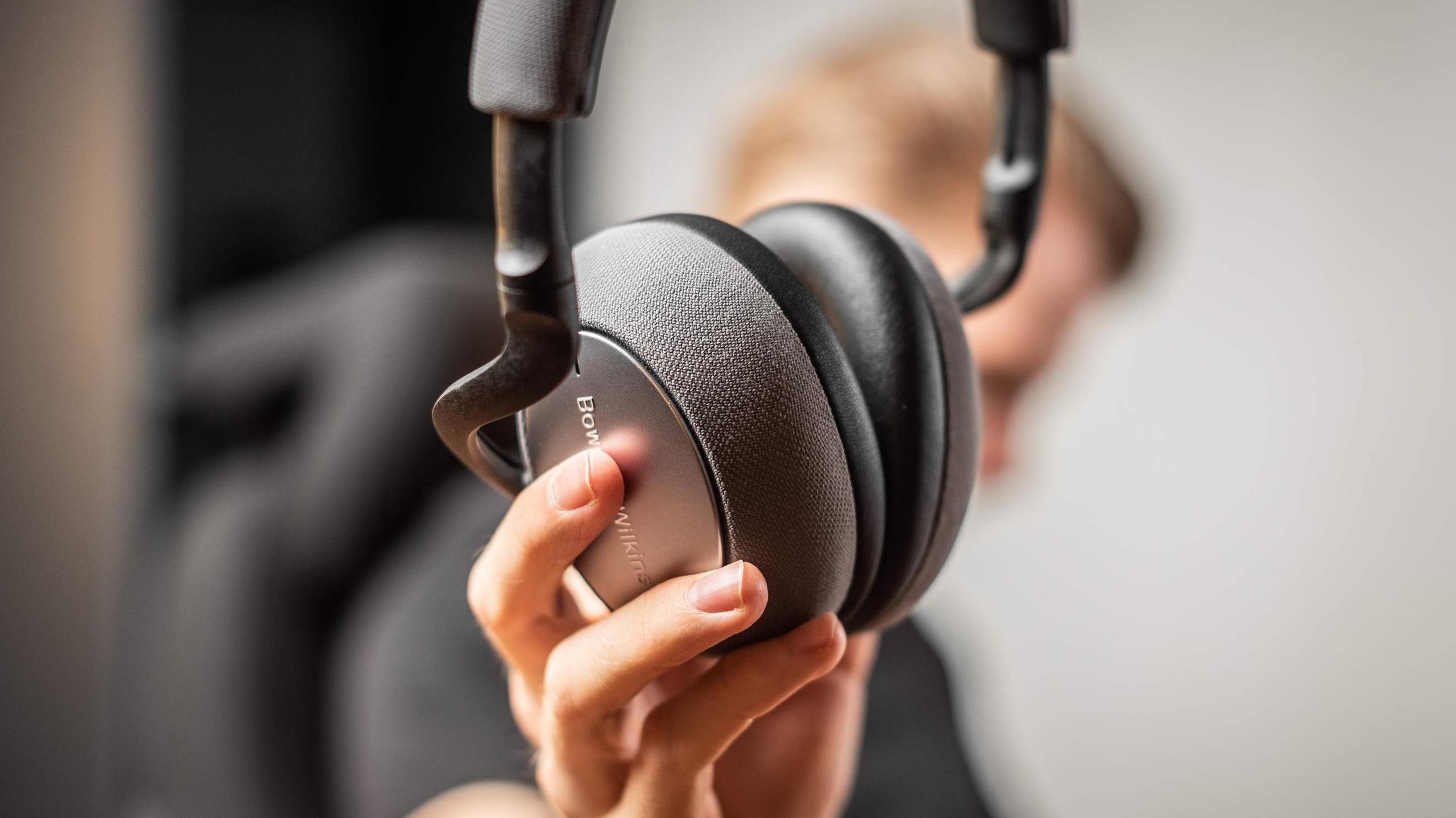 Bowers & Wilkins PX7 - fager toppmodell med brister