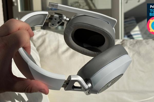 Corsair HS65 Wireless