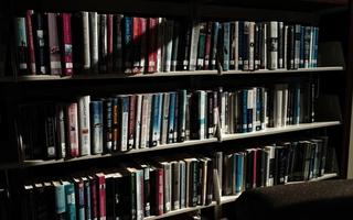 Därför ska du läsa böcker – 6 anledningar