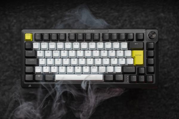 Corsair MAKR PRO 75