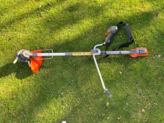 Husqvarna 220iR