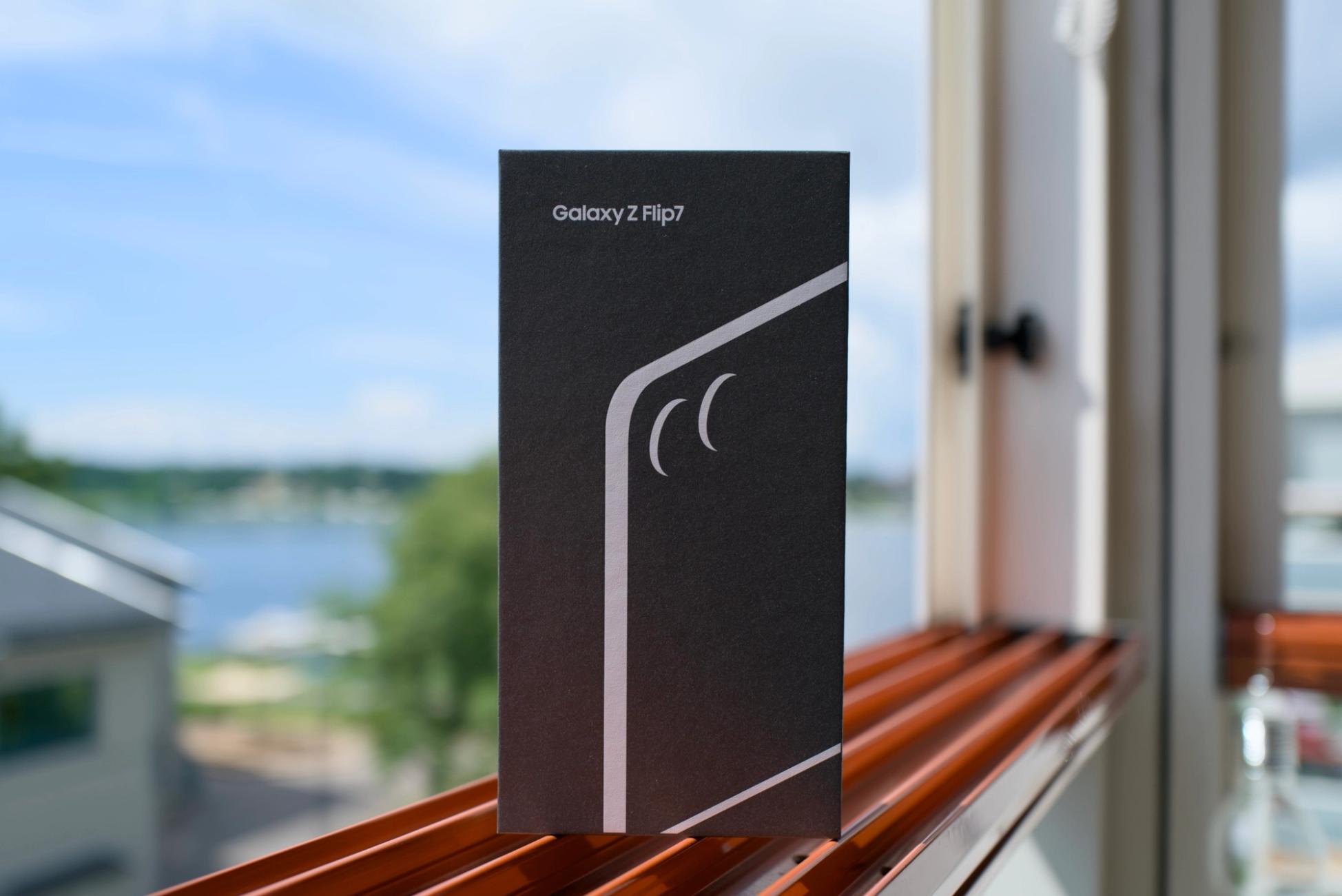 Kartongen till Samsung Galaxy Z Flip7
