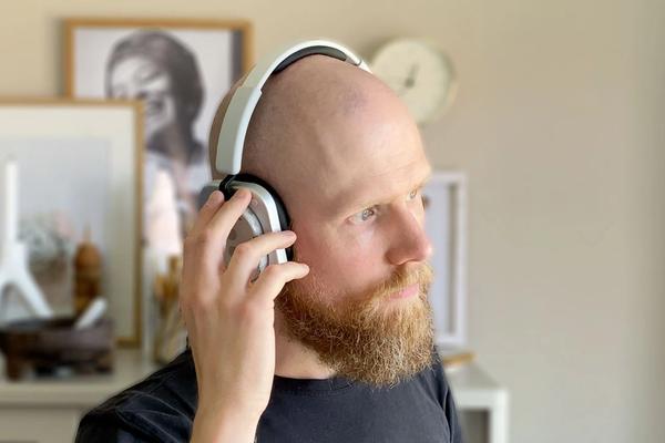Nothing Headphone (1)