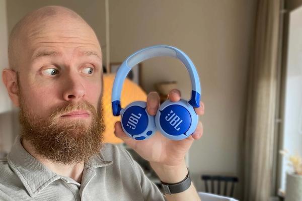 JBL Junior 320BT