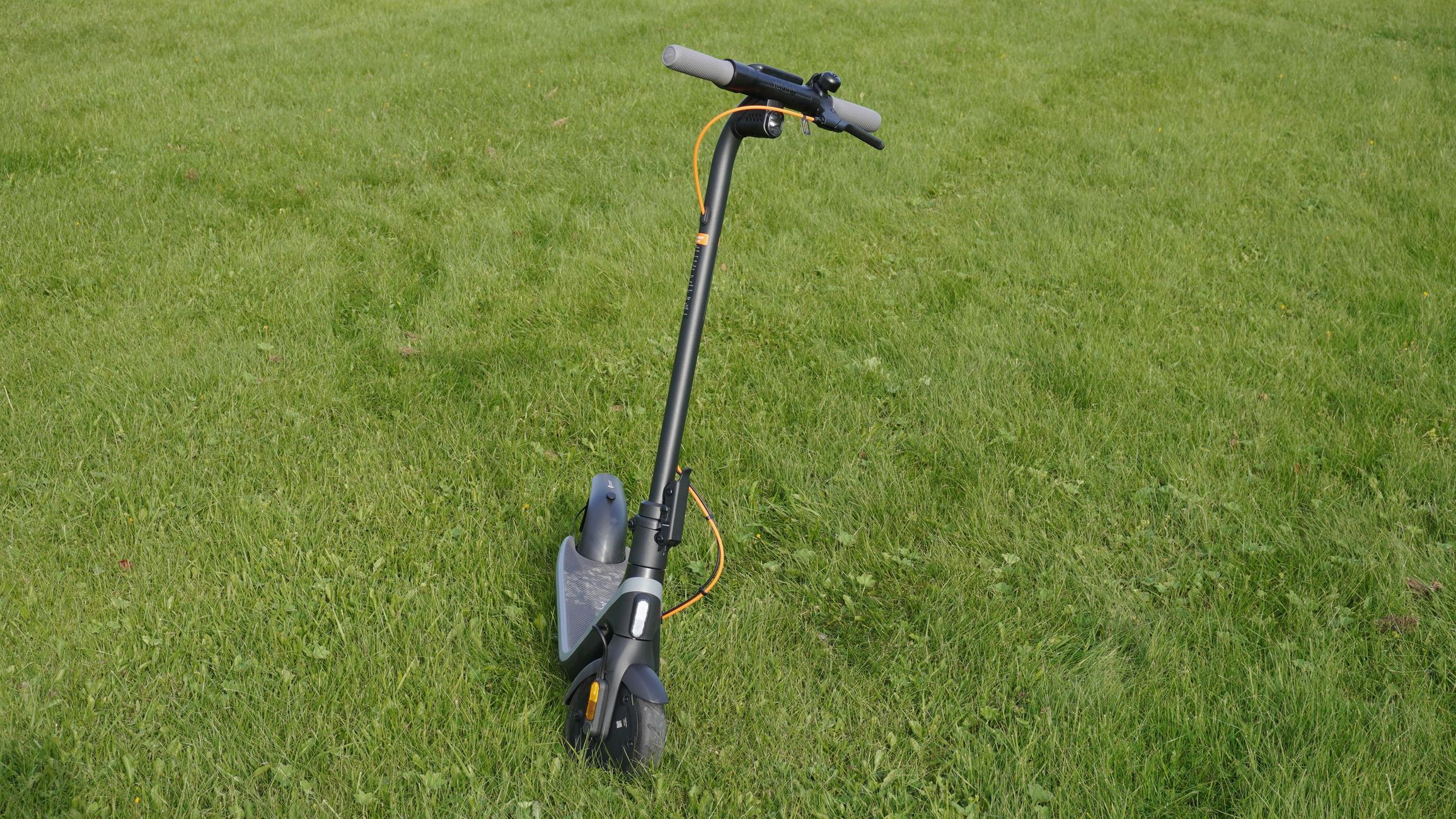 Ninebot by Segway E2 Plus
