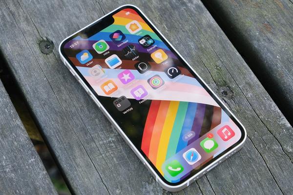 Refurbed iPhone 13 Mini - som ny, fast begagnad